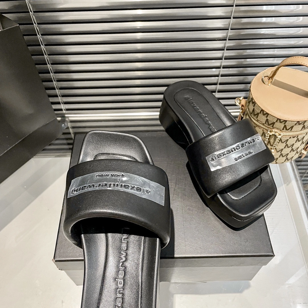 W196 30124S028001 Thick soles：6CM item:DT-X234G1136