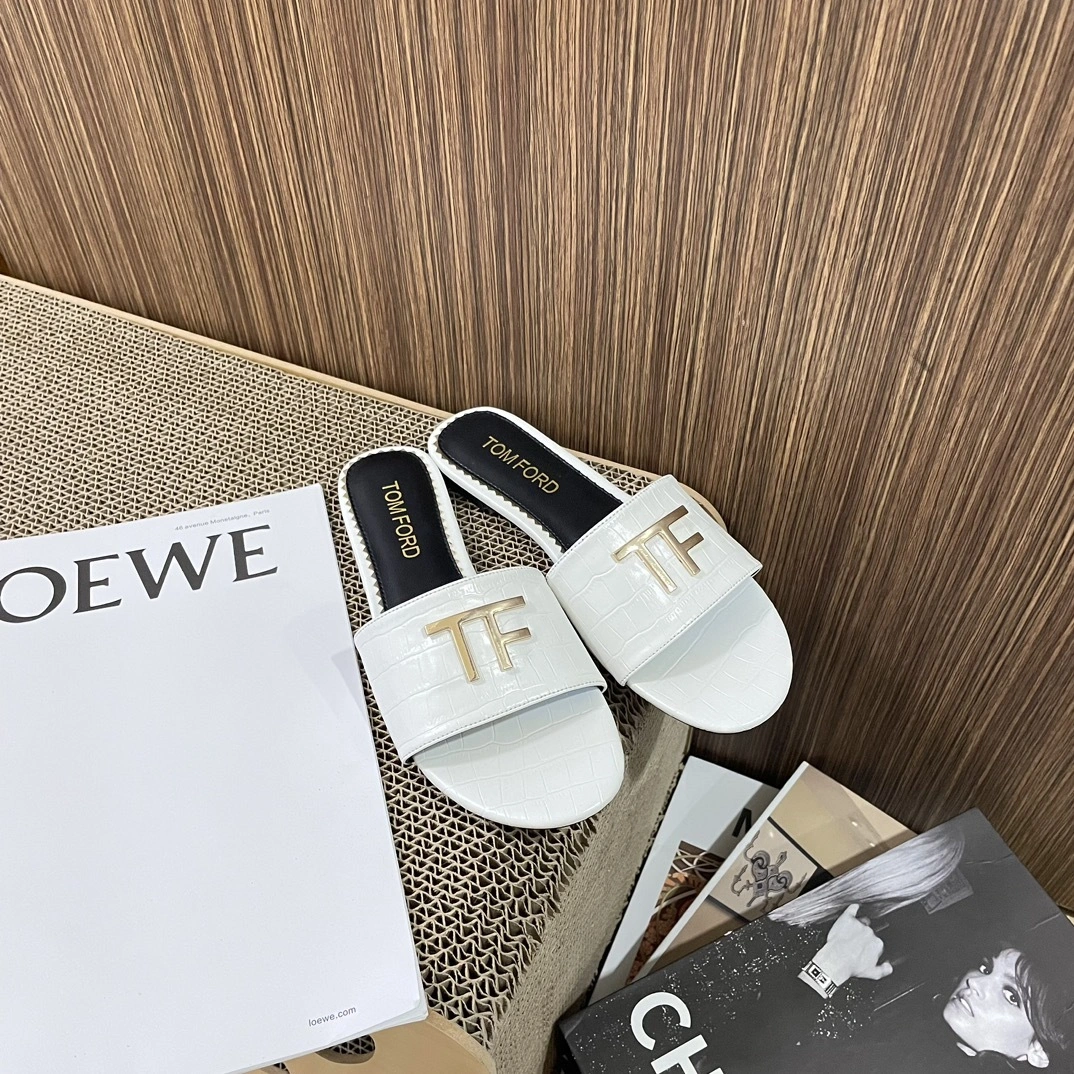 W3216L-CL125G_1W001 sheepskin item:DT-X234C2077