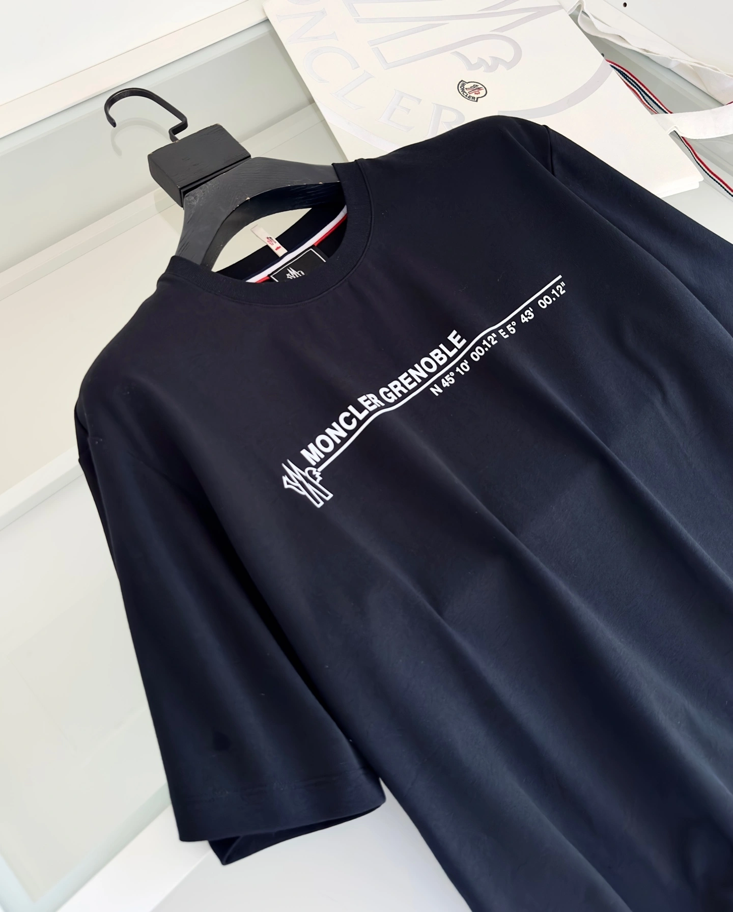 WGLuxury --- 7o9385r embroidery item:E-F409B0431