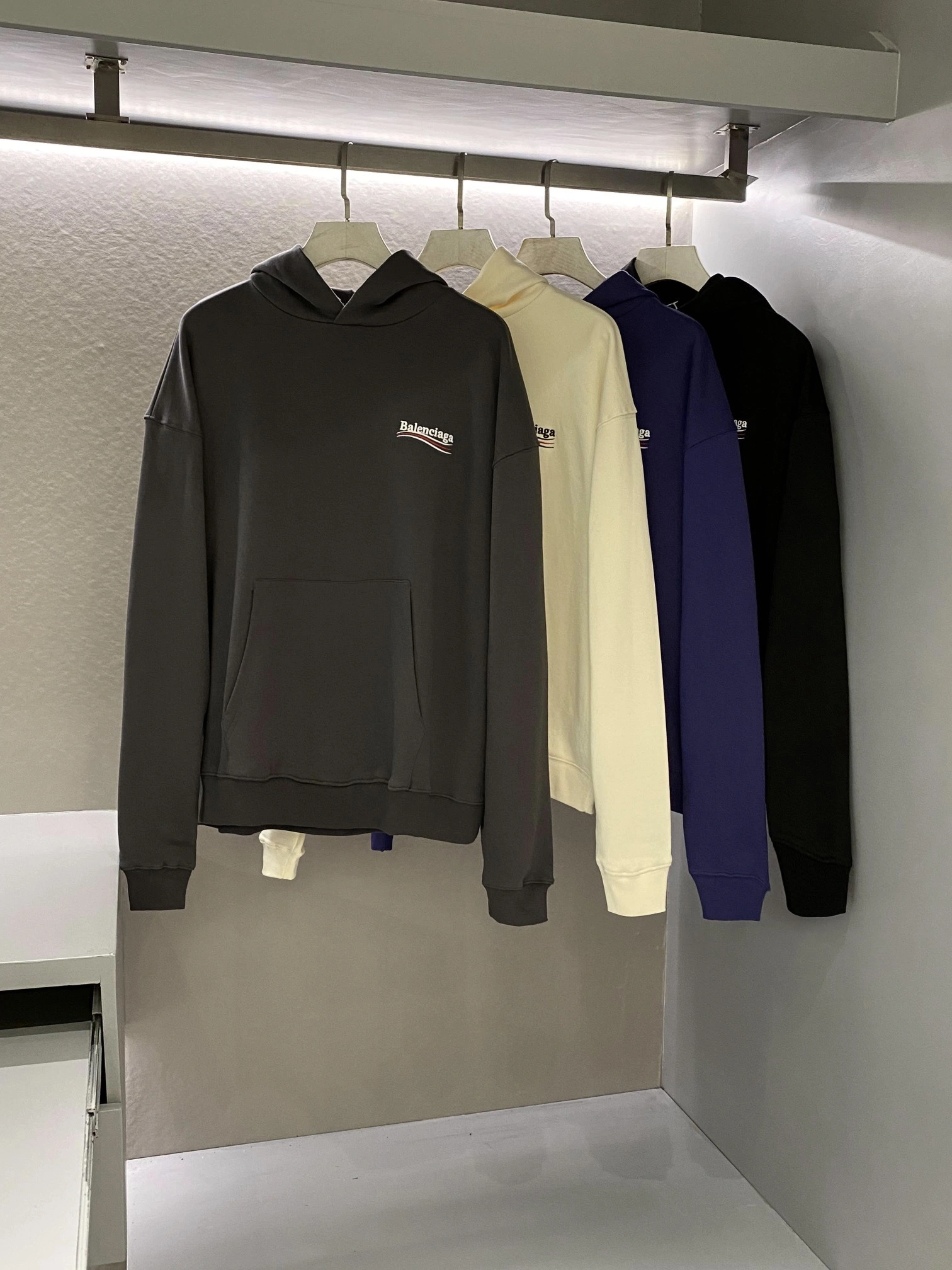 WGLuxury-- 218593i161 Embroidery Oversized 3Colour item:D-F361J1313-4