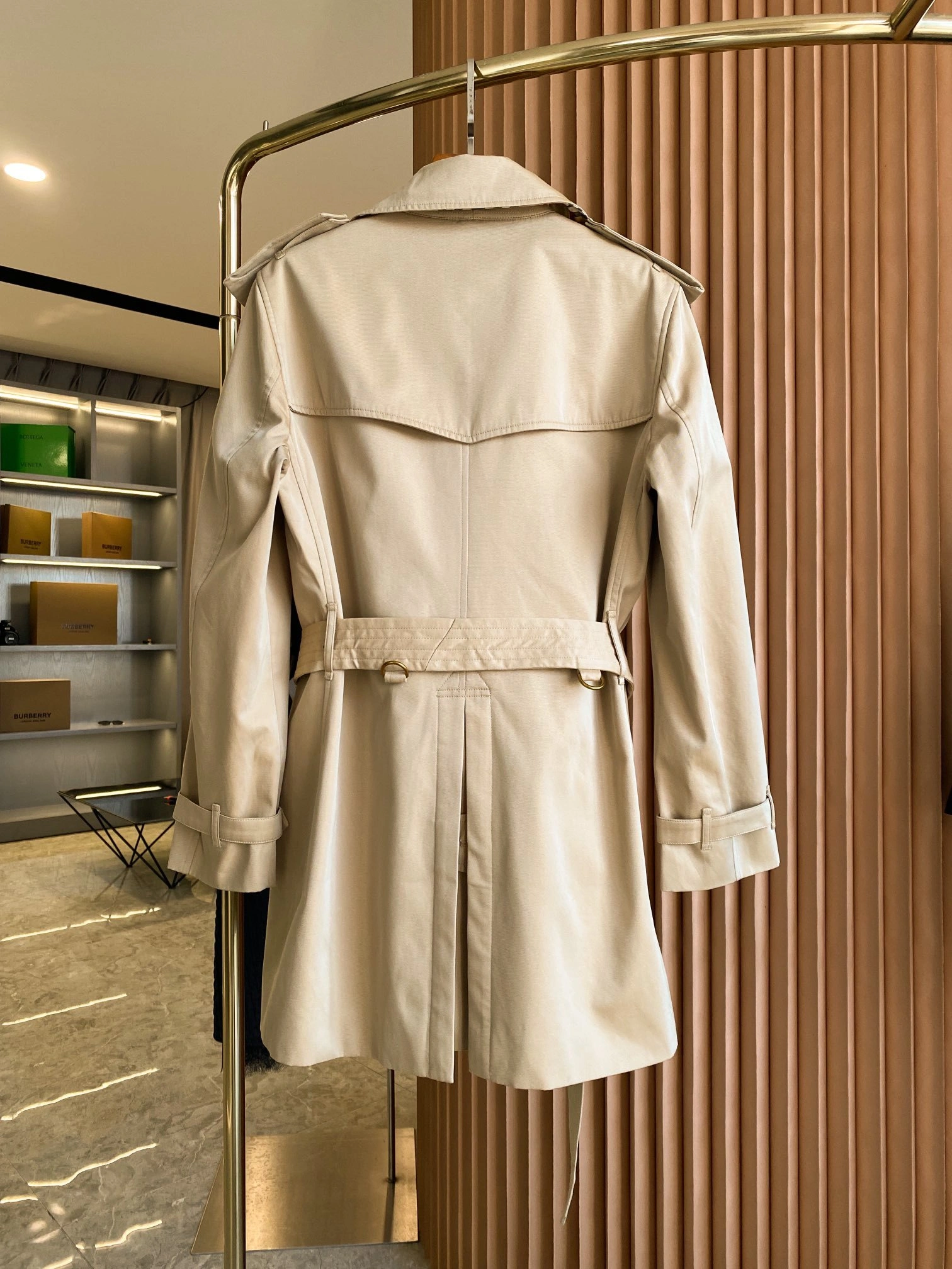 WGLuxury-- 2ur25rry high quality version Horn button 2Colour item:D-F020J1014-2