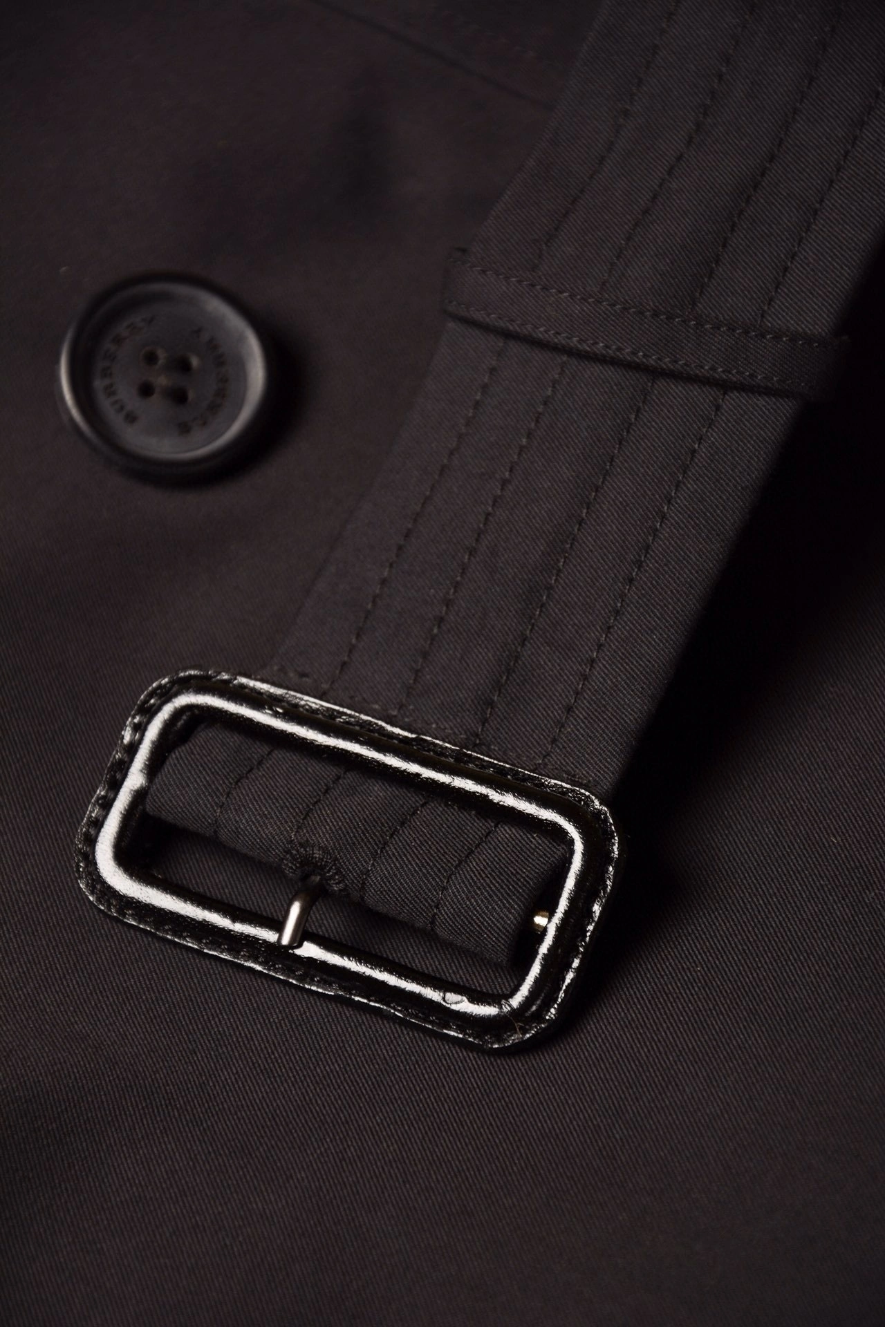WGLuxury-- 2ur25rry high quality version Horn button。 2Colour item:D-F020J1015-2