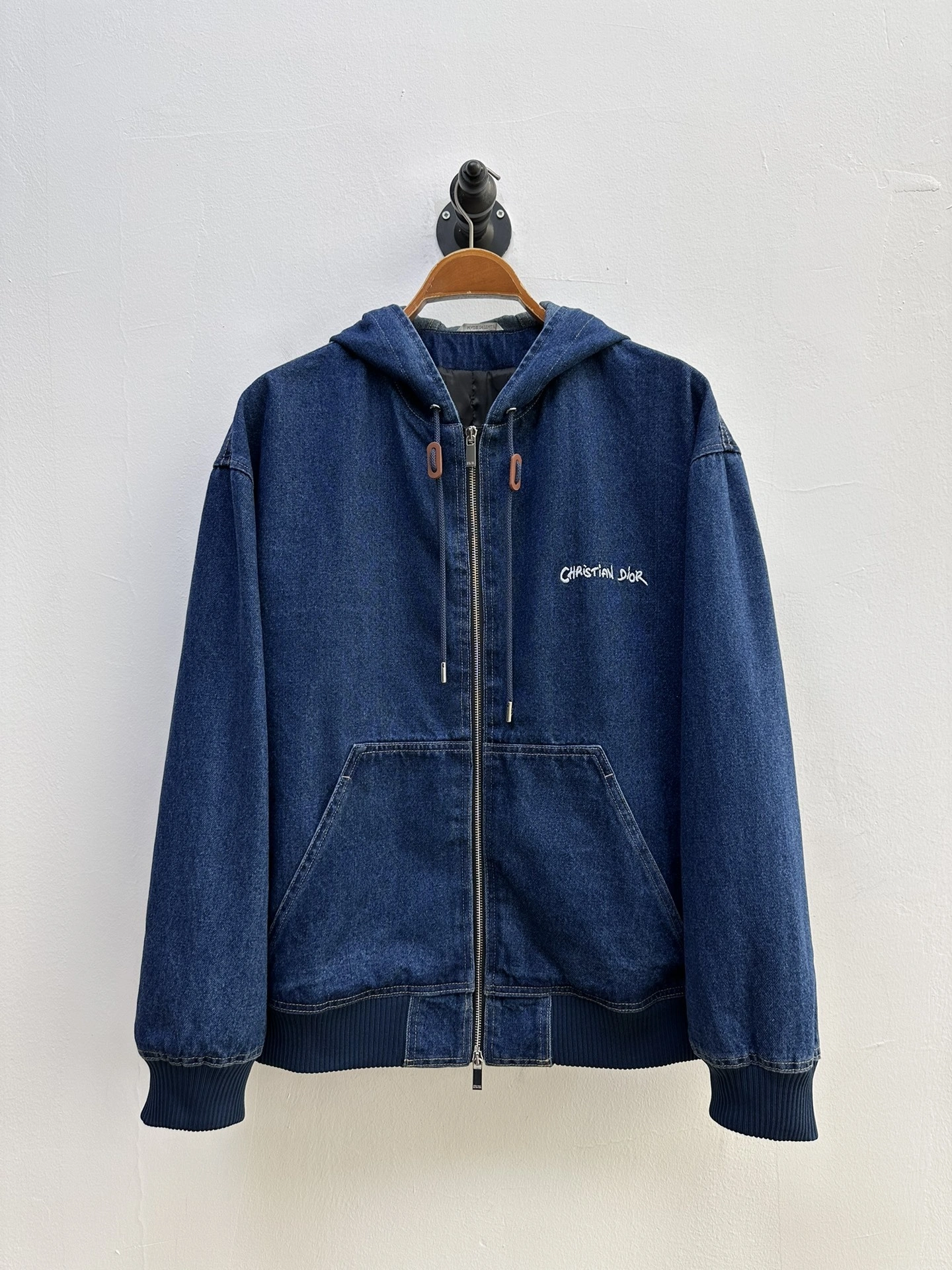 WGLuxury-- 4ior Embroidery item:D-F054J1709