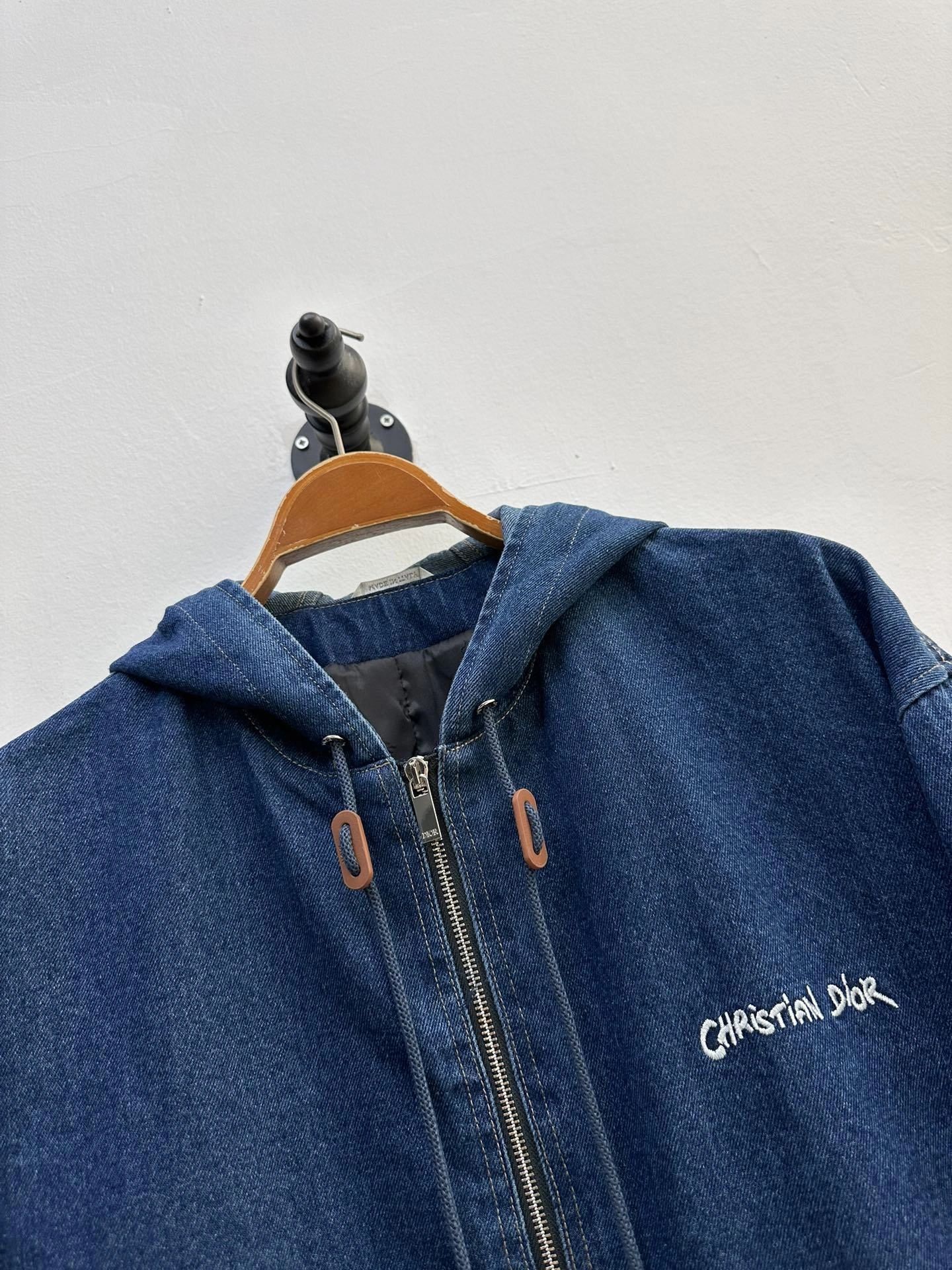 WGLuxury-- 4ior Embroidery item:D-F054J1709