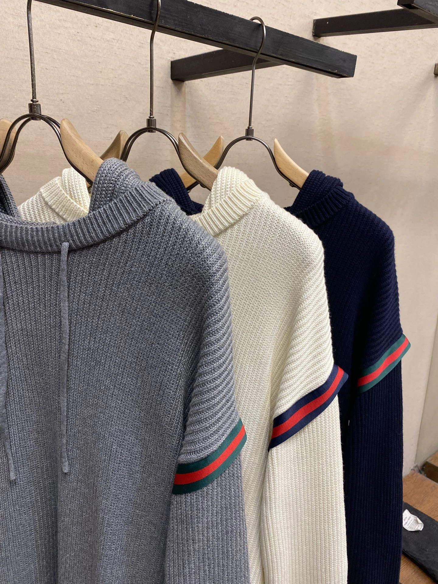 WGLuxury-- 6u33i cashmere 3Colour item:D-F443J2801-3