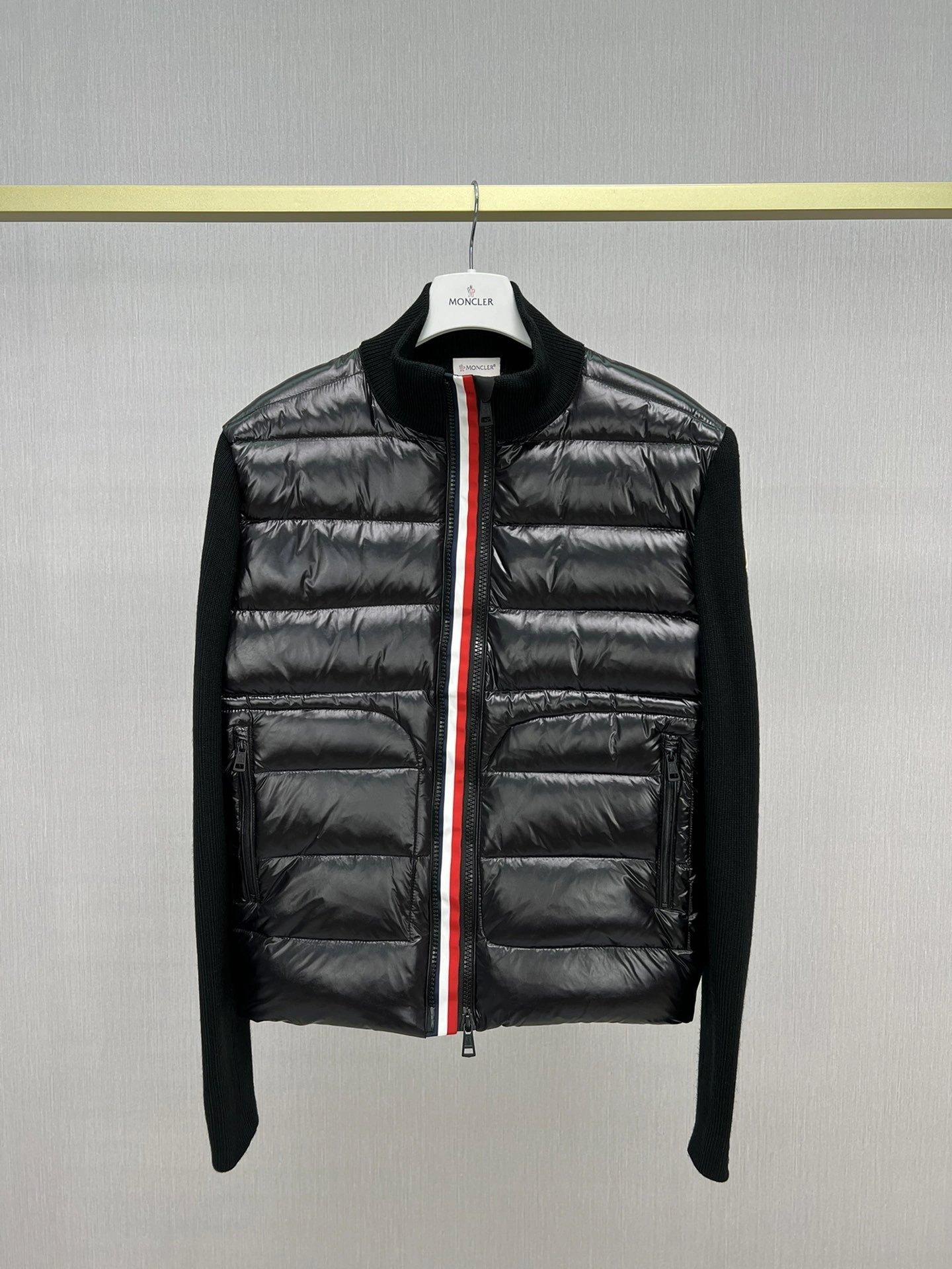 WGLuxury-- 7o9385r Down jacket item:D-F365I090206