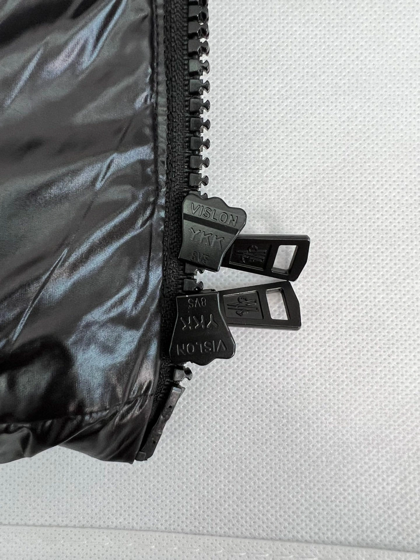 WGLuxury-- 7o9385r Down jacket item:D-F365I090206