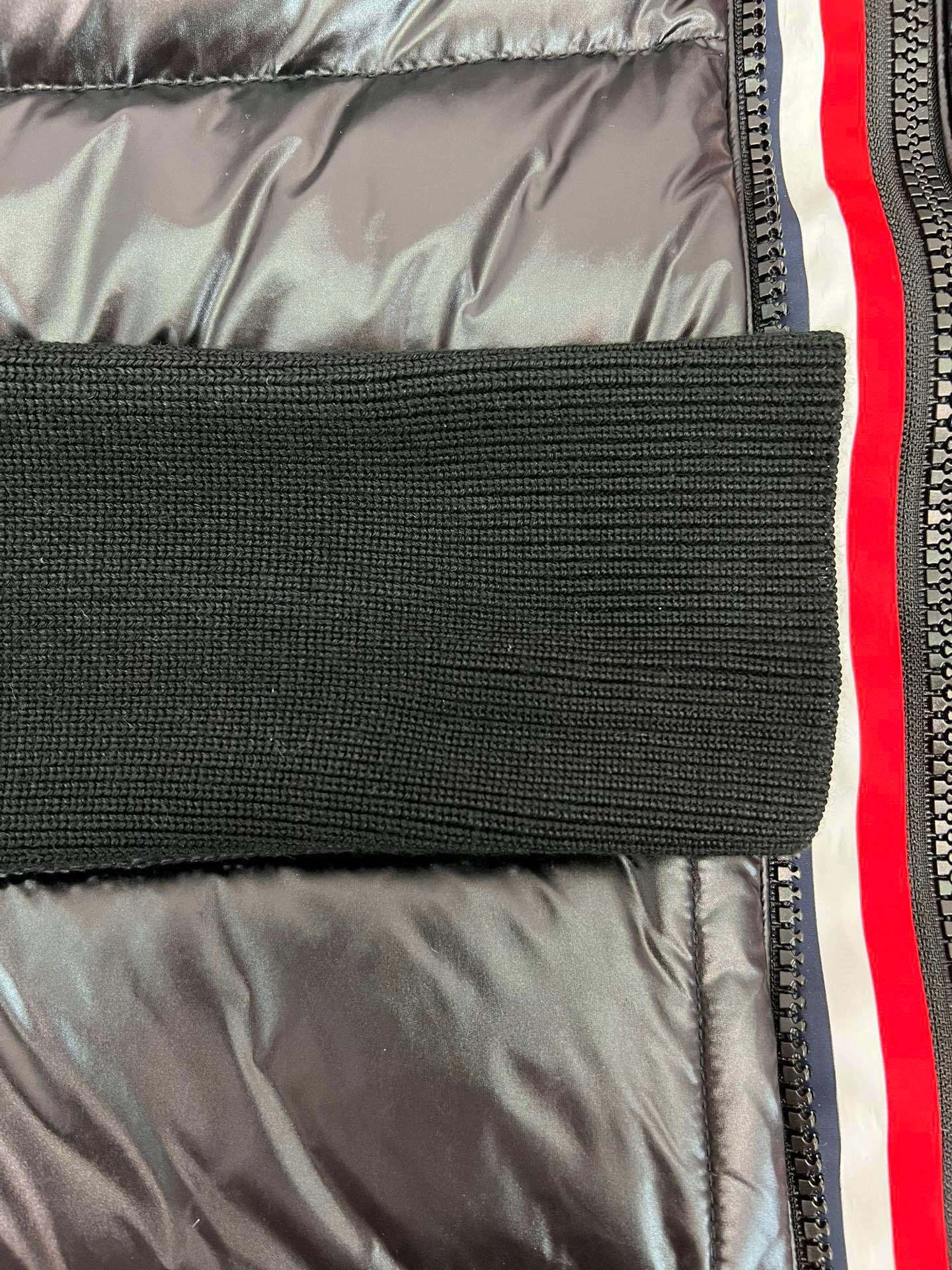 WGLuxury-- 7o9385r Down jacket item:D-F365I090206