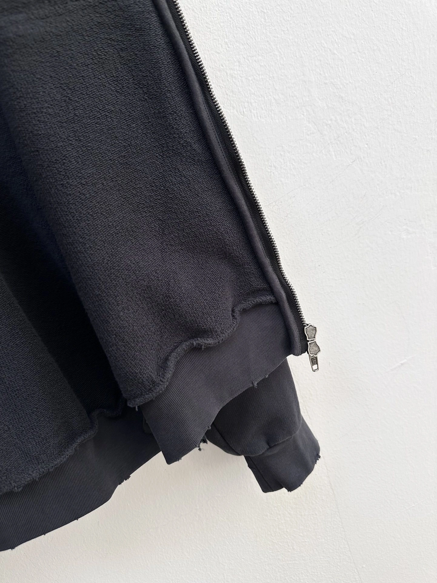 WGLuxury-- Oversized item:D-F054J1701