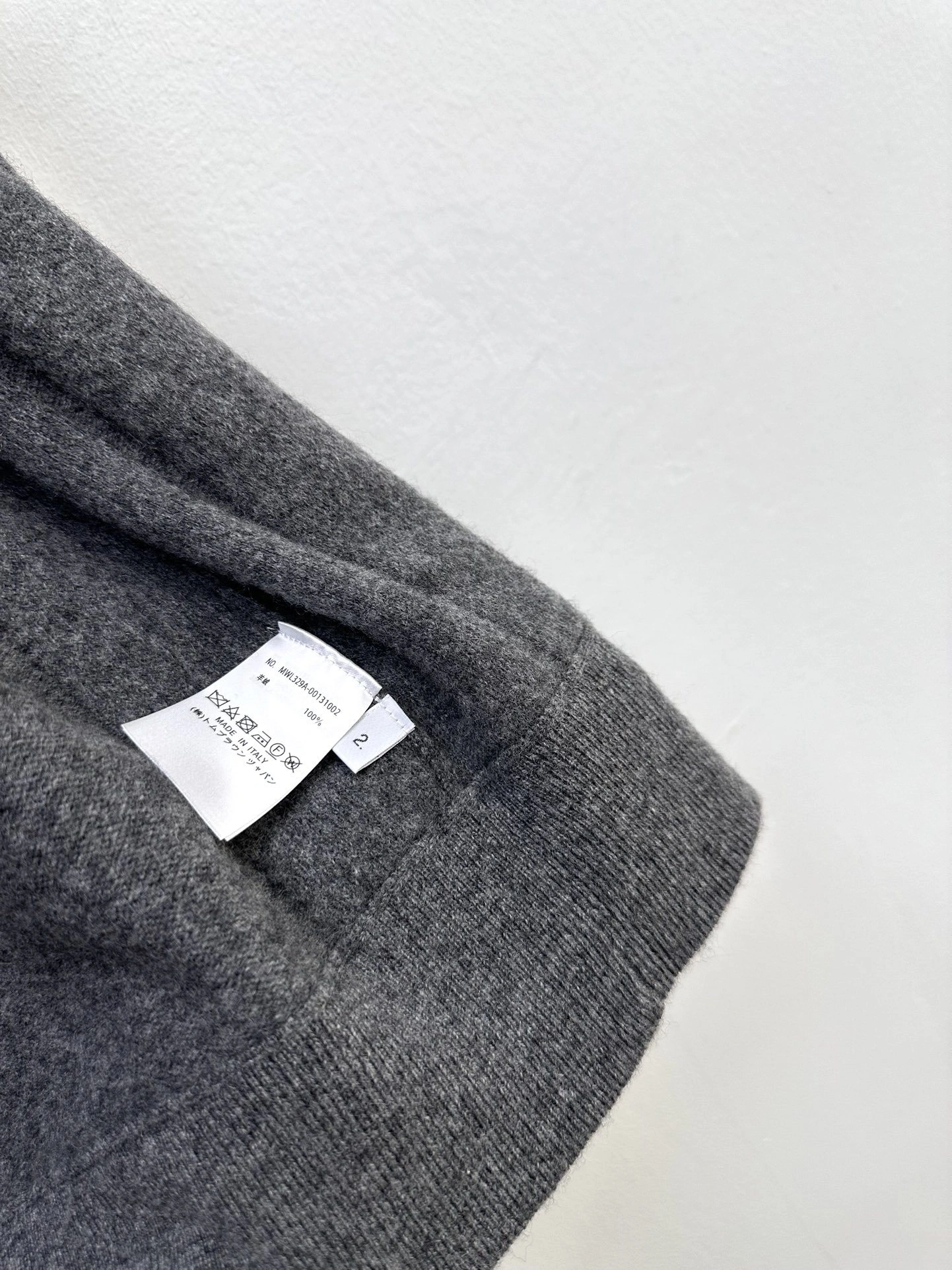 WGLuxury-- To7 For4 Cashhmere 100％ Cashhmere 2Colour item:D-F054J1703