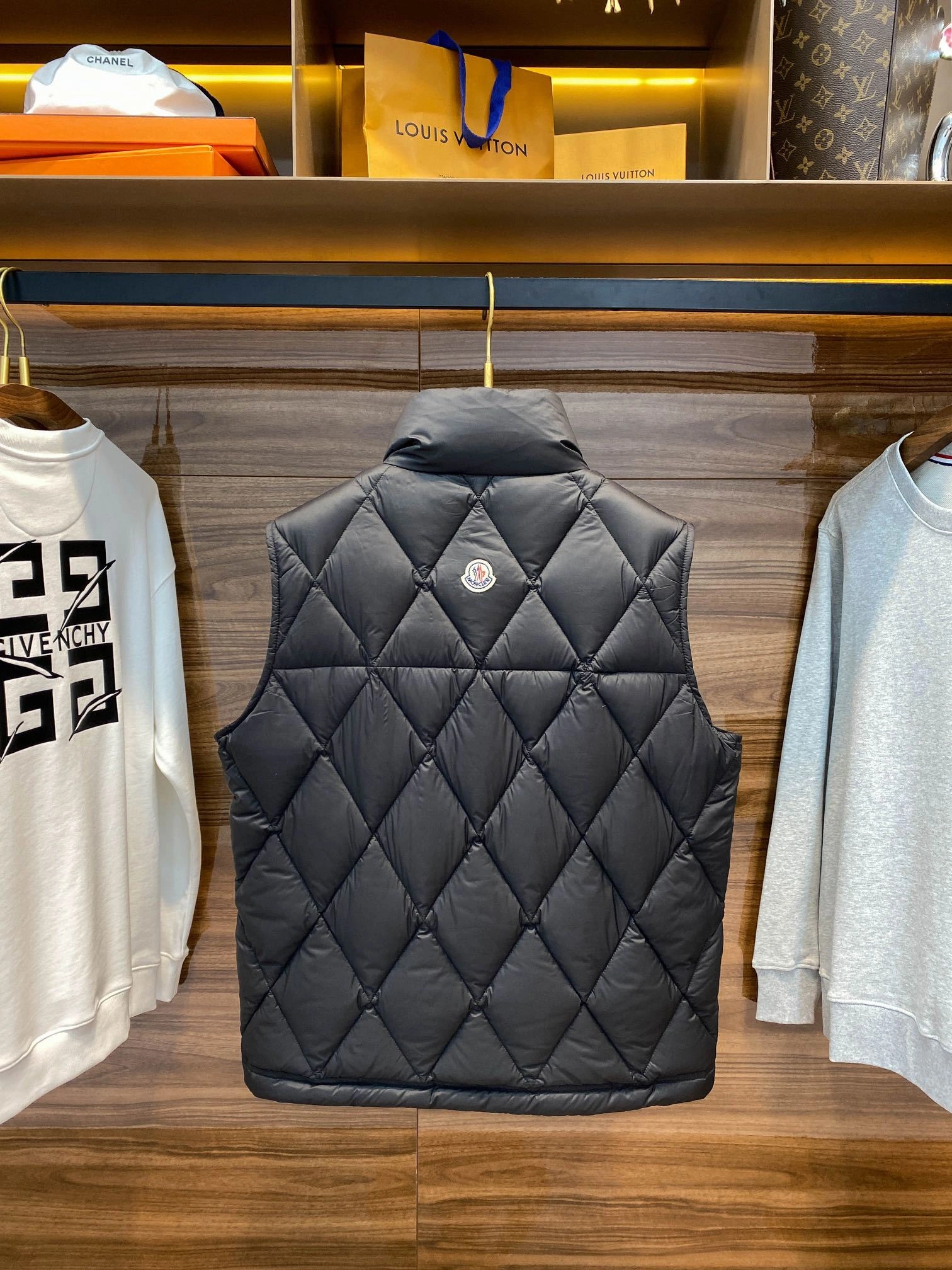 WGLuxury-- o9385r Down Jackets item:D-F054J1718