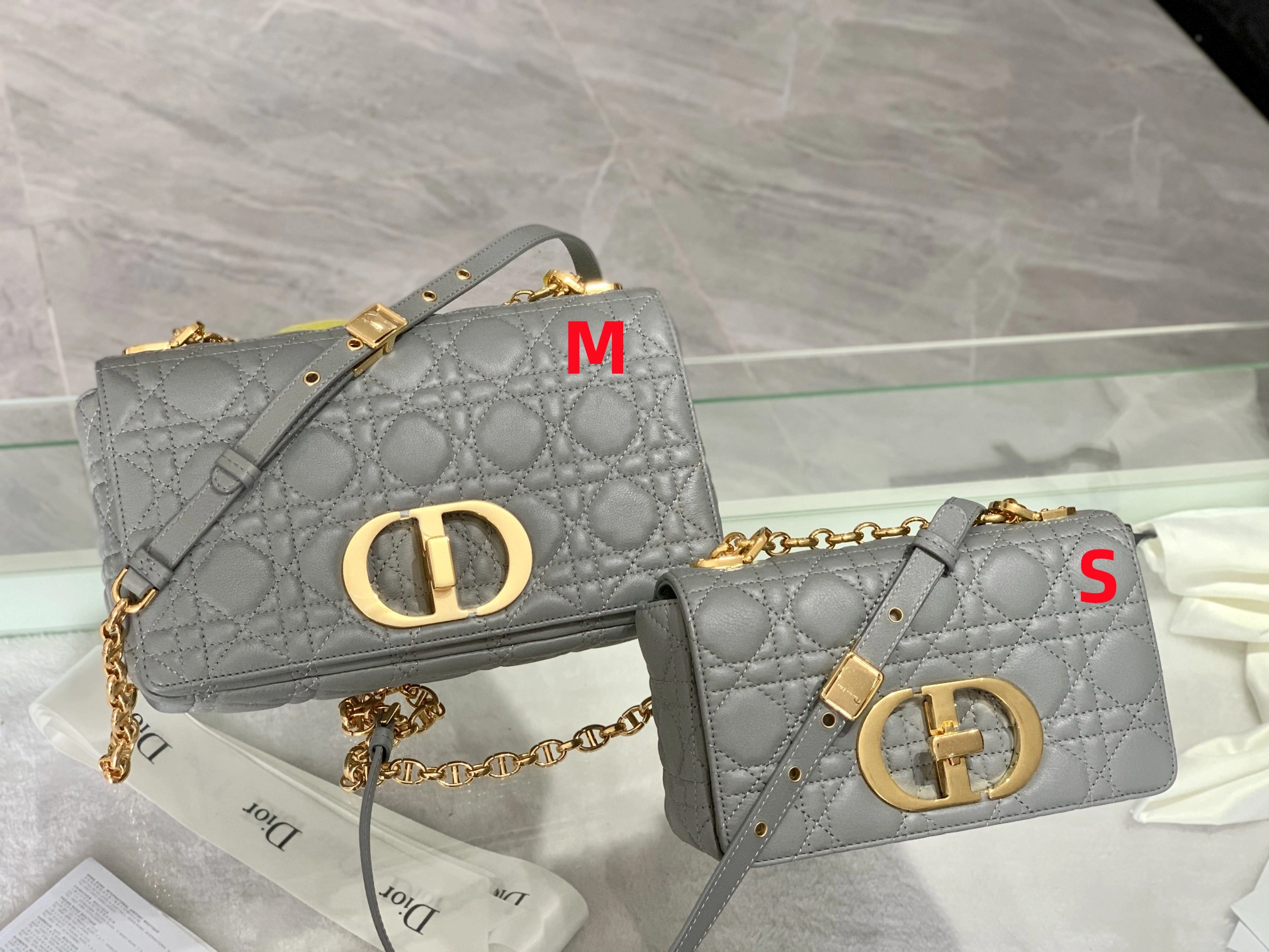 Custombag-- M9242UWHC_M41G M9241UWHC-M41G M9242UWHC-M41G caro high quality version item：C-B803D0705