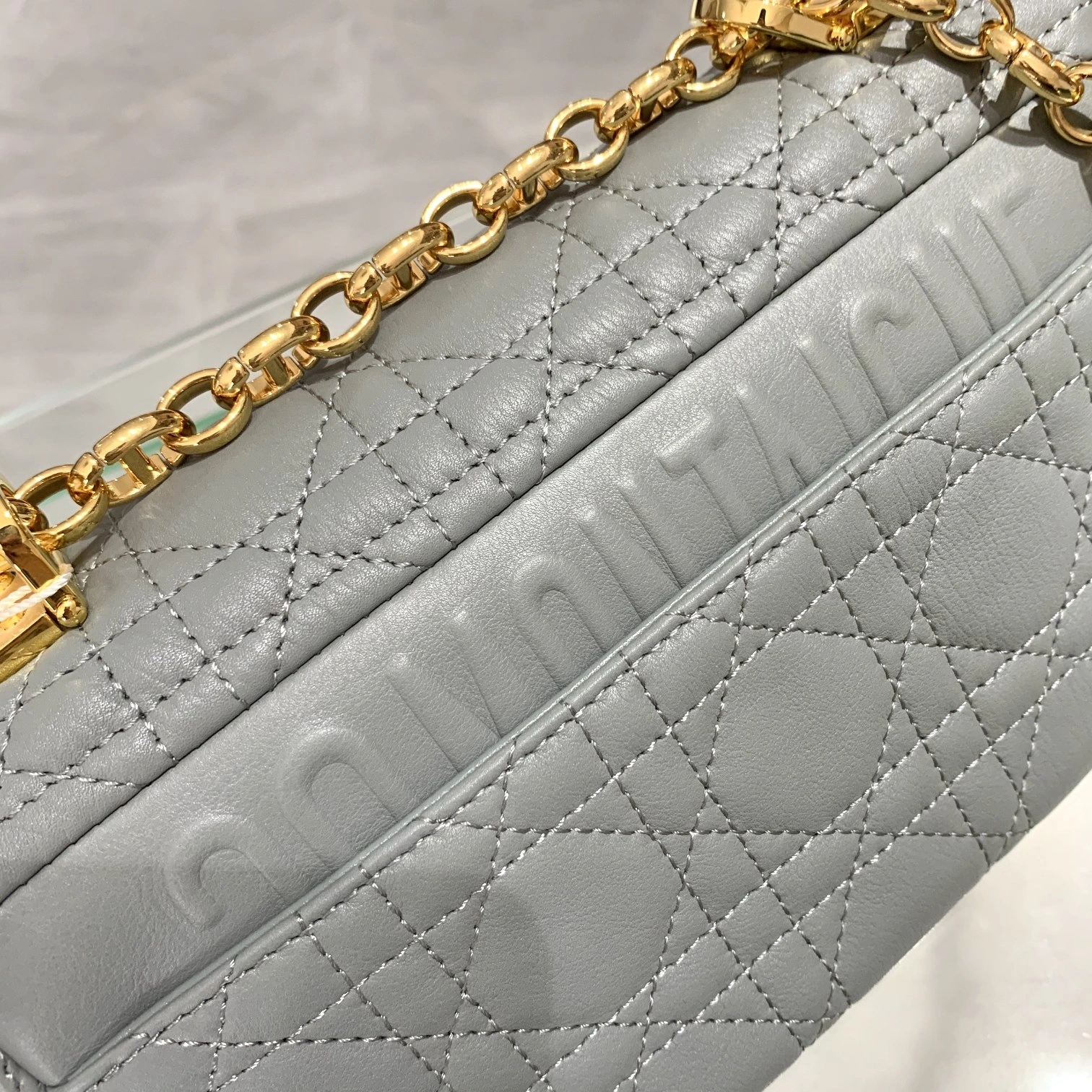 Custombag-- M9242UWHC_M41G M9241UWHC-M41G M9242UWHC-M41G caro high quality version item：C-B803D0705