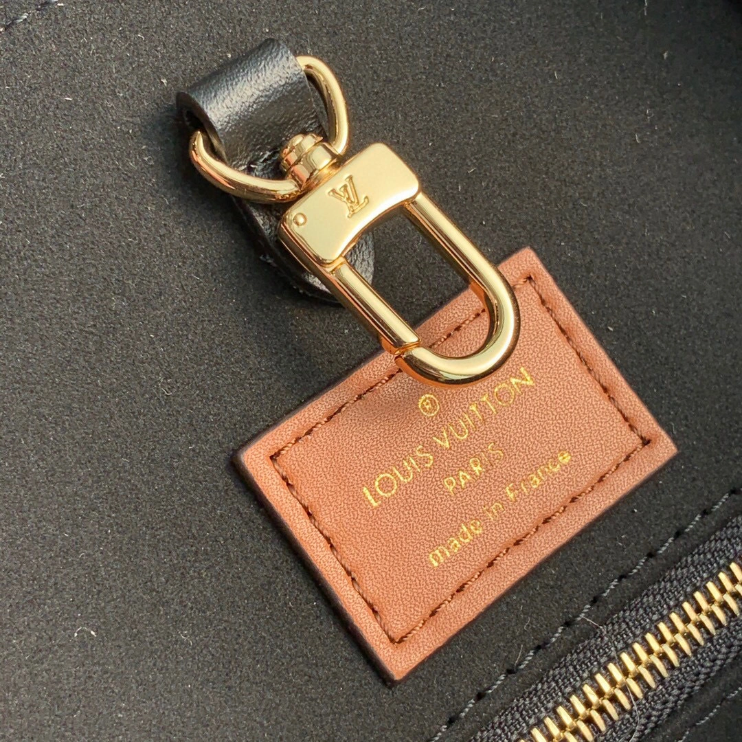 Wild at Heart Onthego M58522 item:B-B182A1011