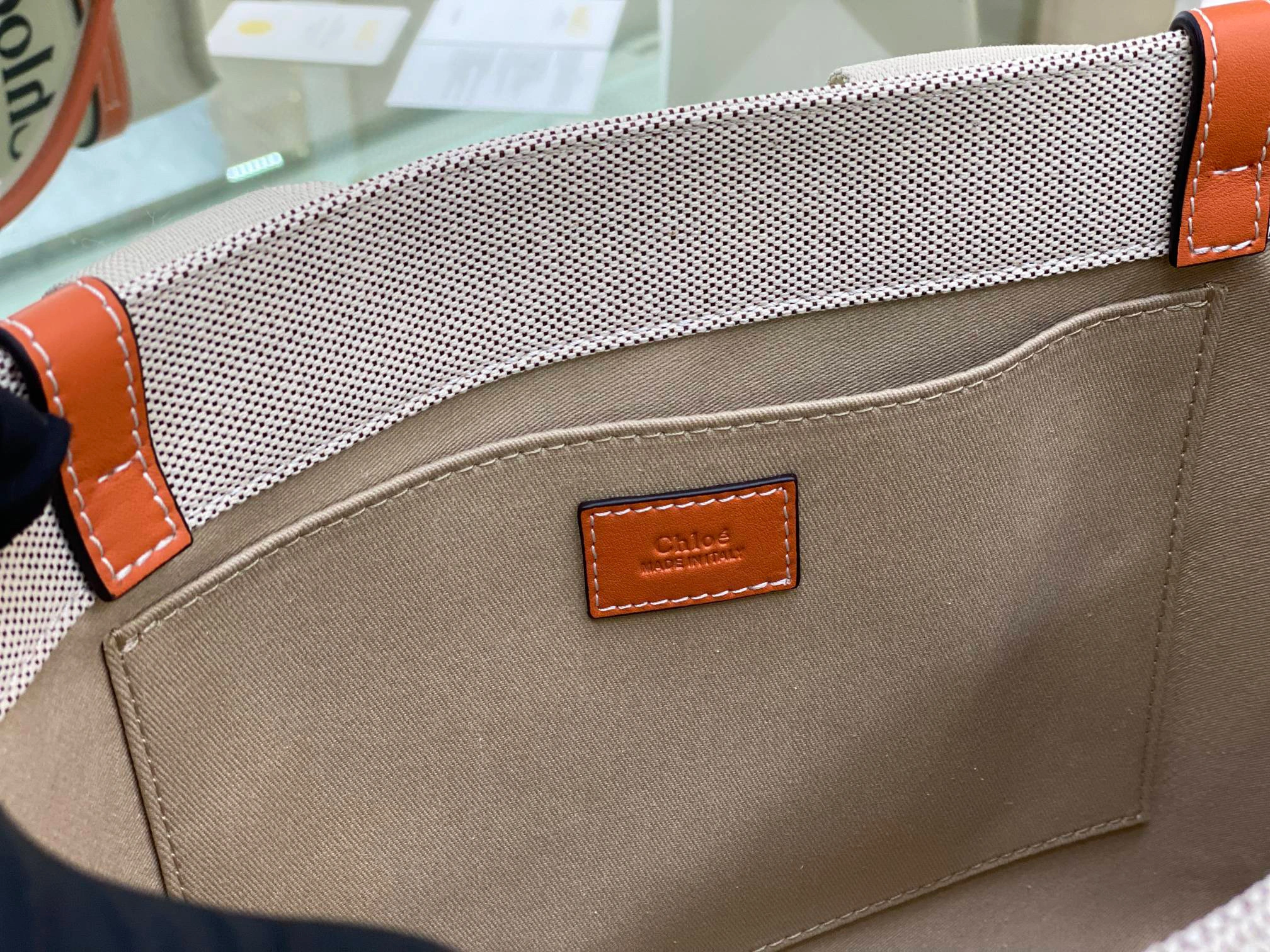 Woody Tote item:B-B000B1140