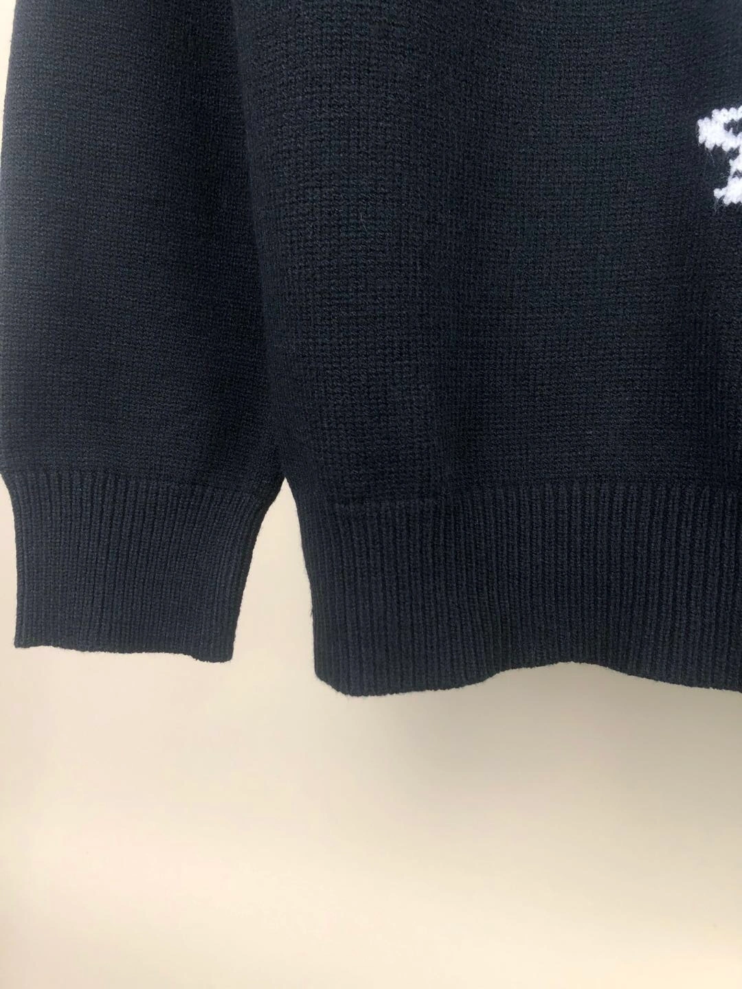 Woolen sweater item : 026I039F0180I1546