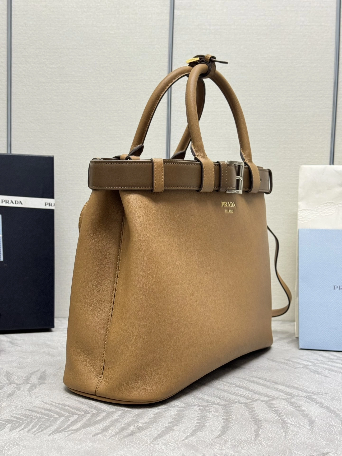 MOMO--Pr141 1BA416_2CY9_F03BH_V_DBO high quality version DoubleBag Calfskin sheepskin item:E-B000K0743