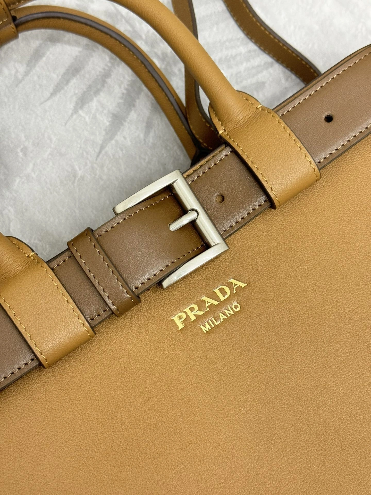 MOMO--Pr141 1BA416_2CY9_F03BH_V_DBO high quality version DoubleBag Calfskin sheepskin item:E-B000K0743