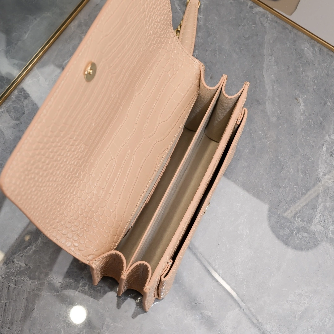 Yv5s 442906-DND0J-2721 cowhide item:DT-B225E2640