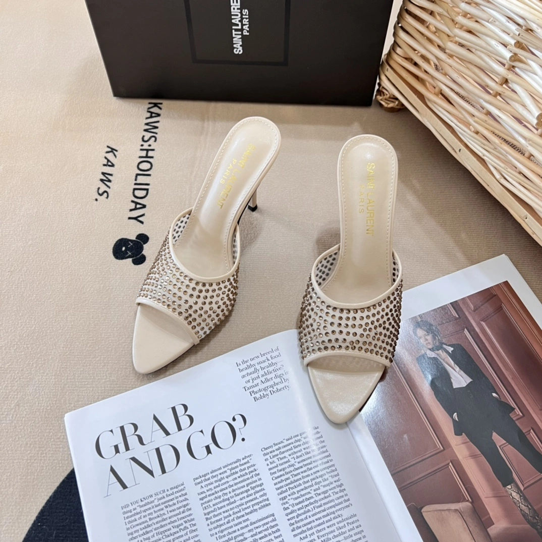Yv5s 7424502WJ0C6851 Heel height：7CM item:DT-X234E3021