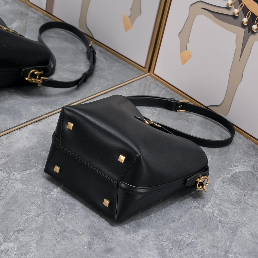 Yv5s 749036-2R20W-1000 Calfskin item:DT-B225E2628