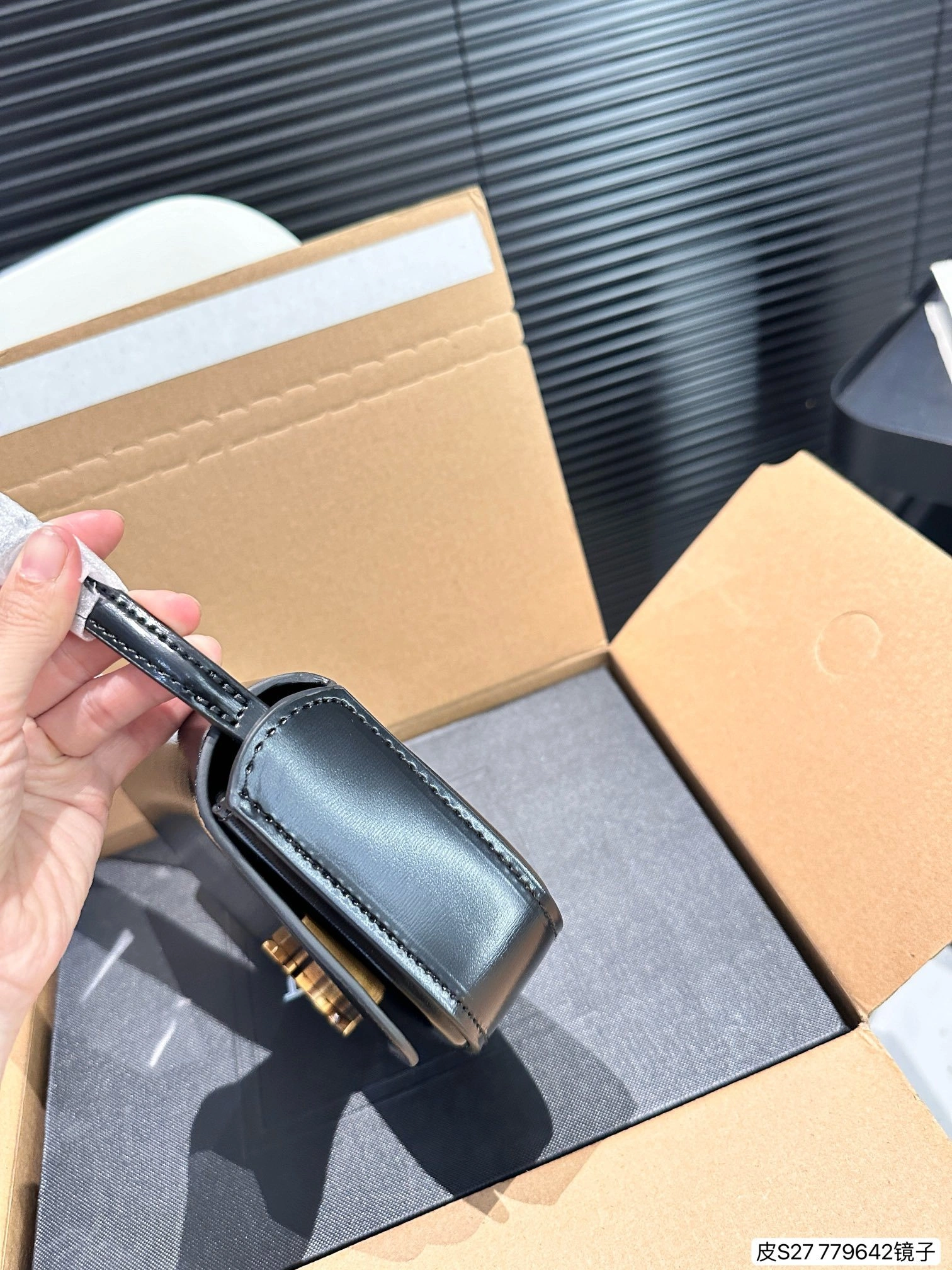 Yv5s 779642-0SX0W-1000 7796420SX0W1000 item:DT-B000G3130