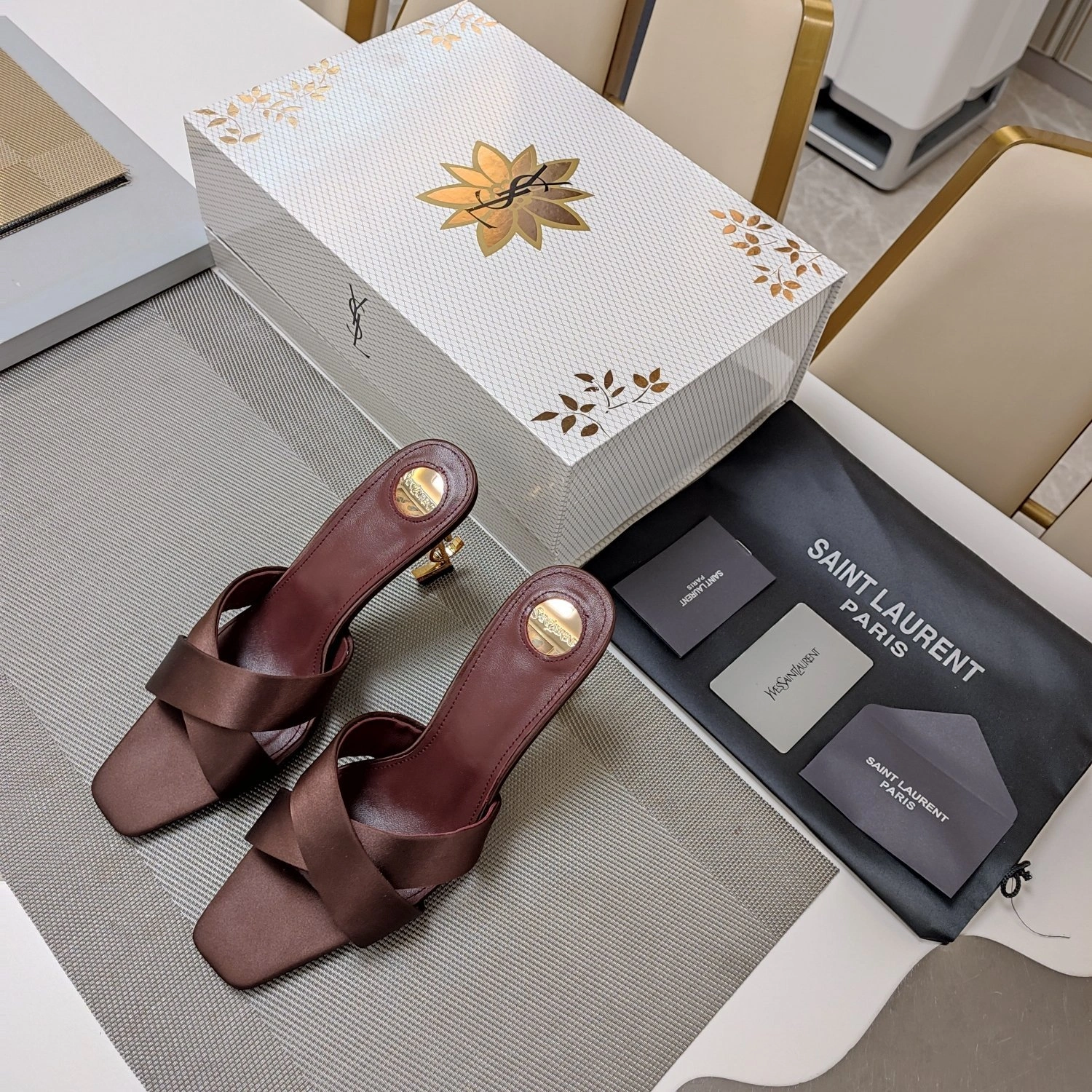 Yv5s 8189319QAB12215 Heel height：8CM item:ET-X234E0807W