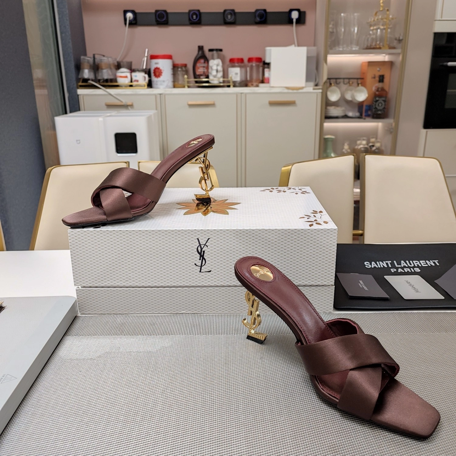 Yv5s 8189319QAB12215 Heel height：8CM item:ET-X234E0807W