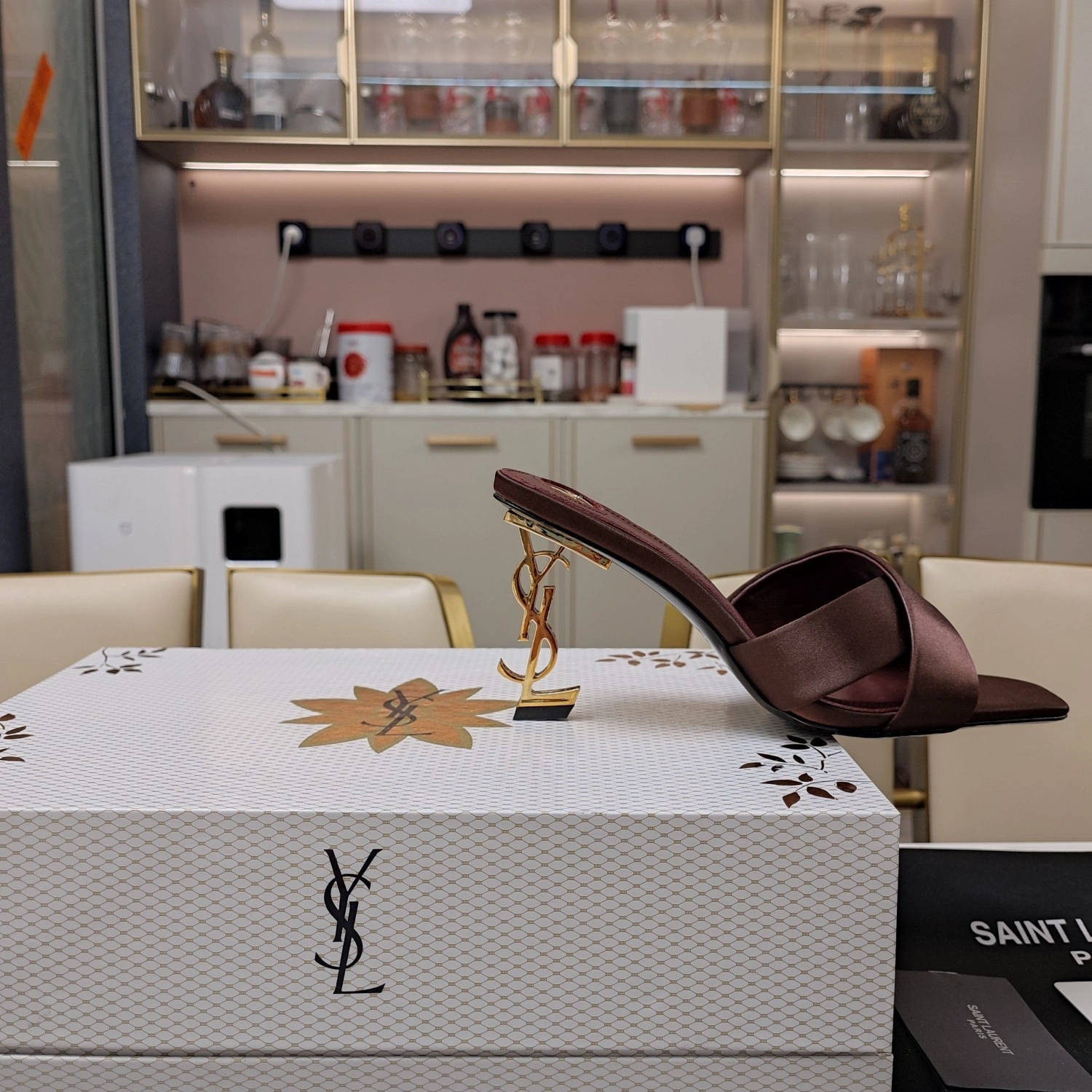 Yv5s 8189319QAB12215 Heel height：8CM item:ET-X234E0807W