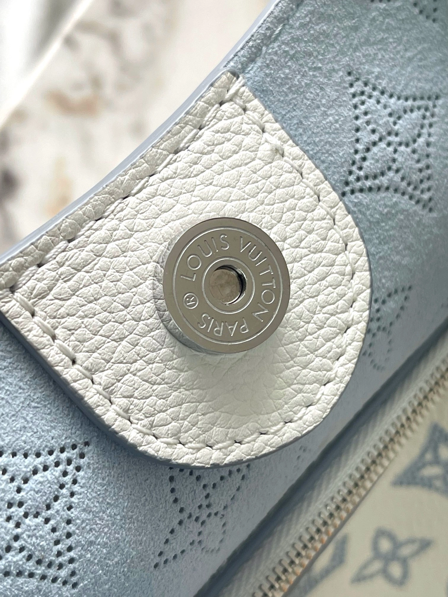 Custombag-- 8V M11735 counters quality Carmel mahina Taurillon Calfskin item:E-B180C0253