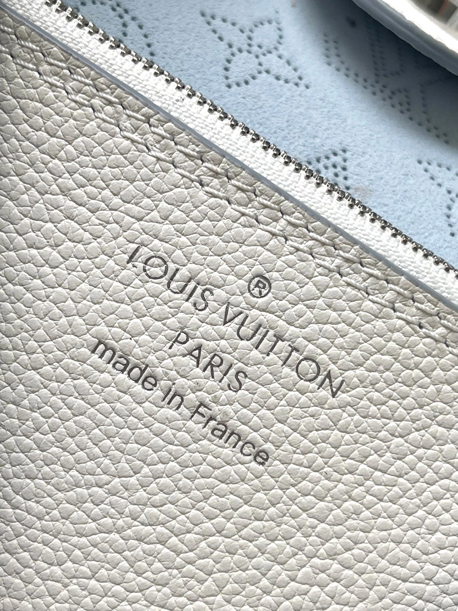 Custombag-- 8V M11735 counters quality Carmel mahina Taurillon Calfskin item:E-B180C0253
