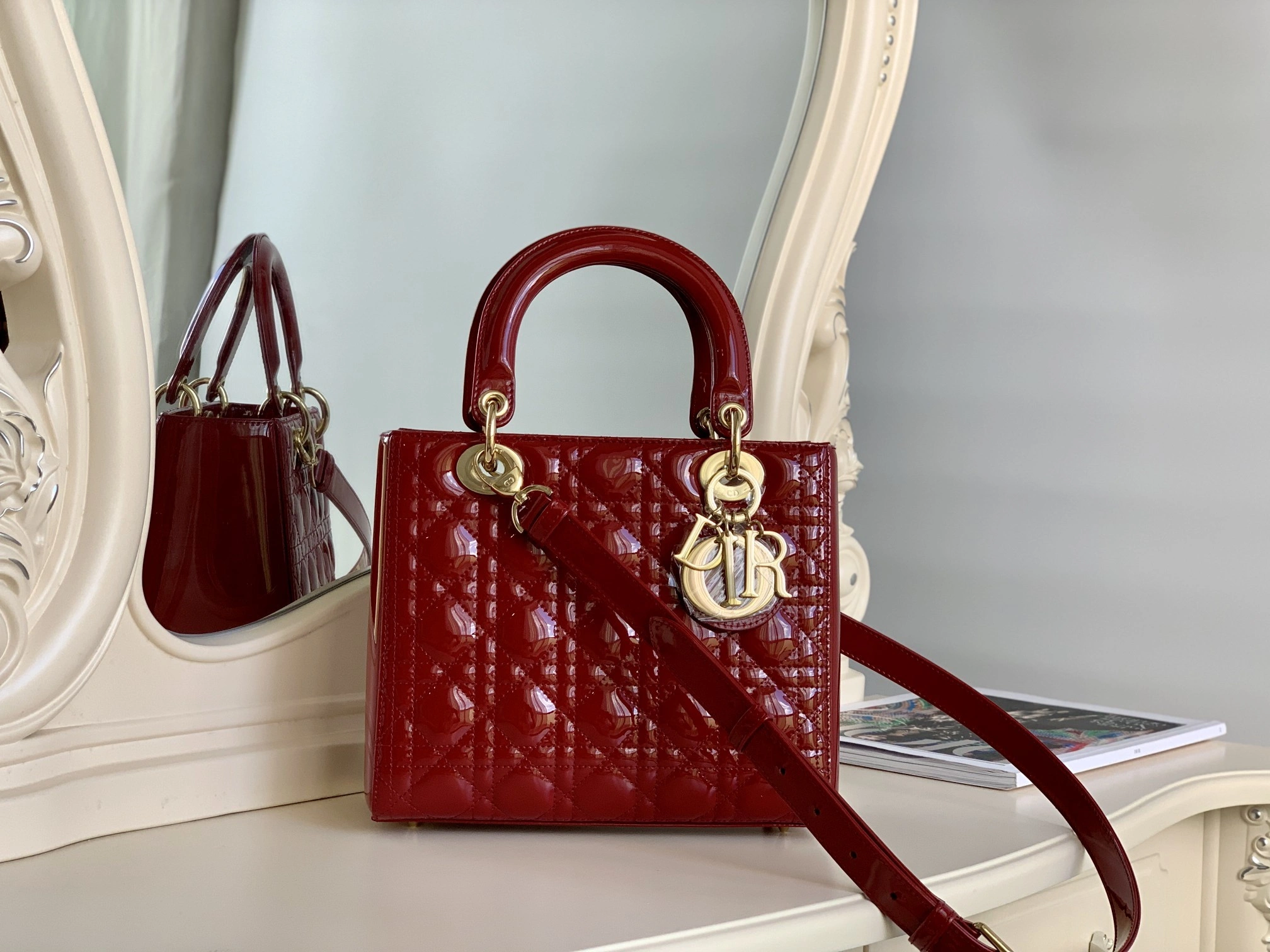 Custombag-- M0565OWCB-M323 high quality version Patent leather wine red item：C-B803D0754
