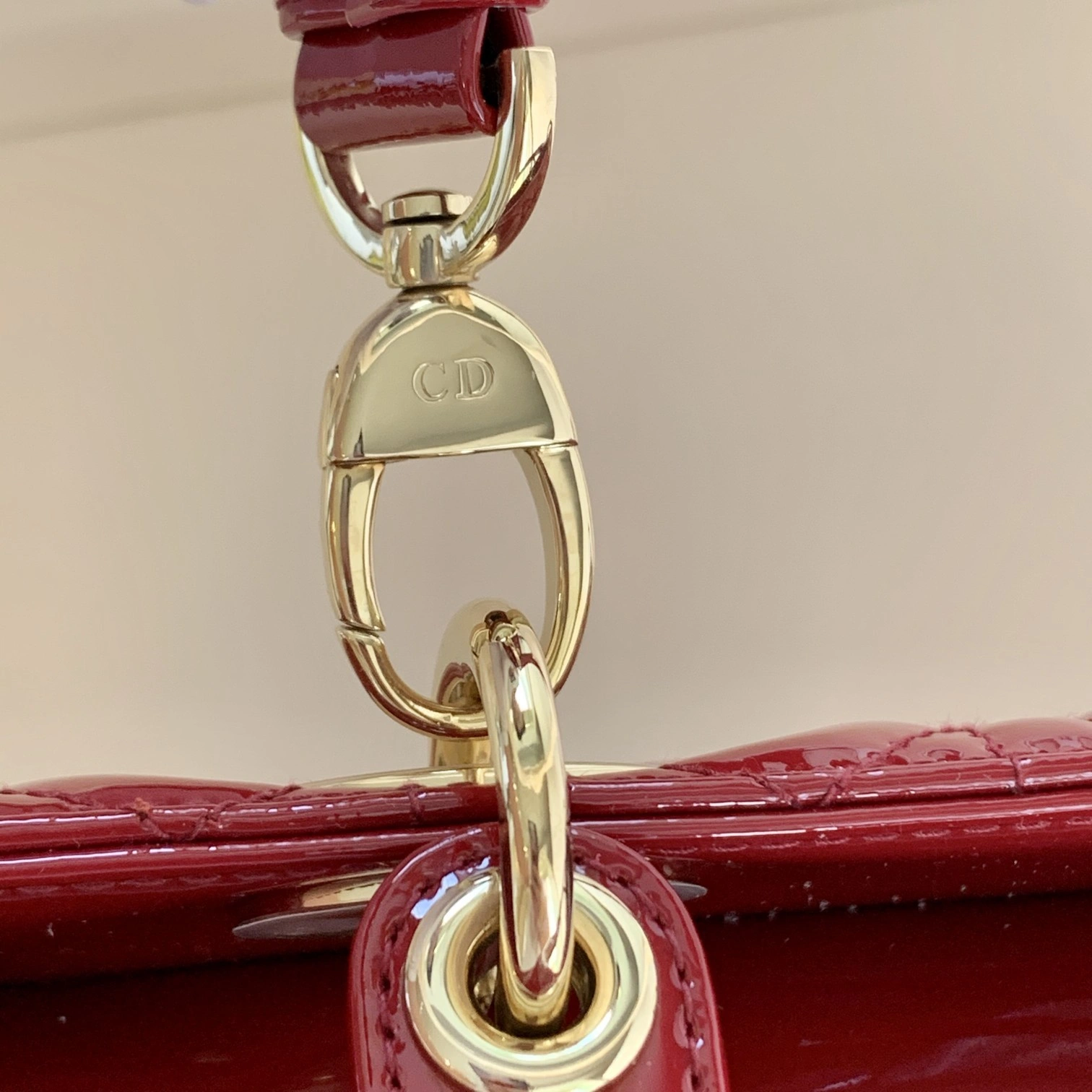 Custombag-- M0565OWCB-M323 high quality version Patent leather wine red item：C-B803D0754