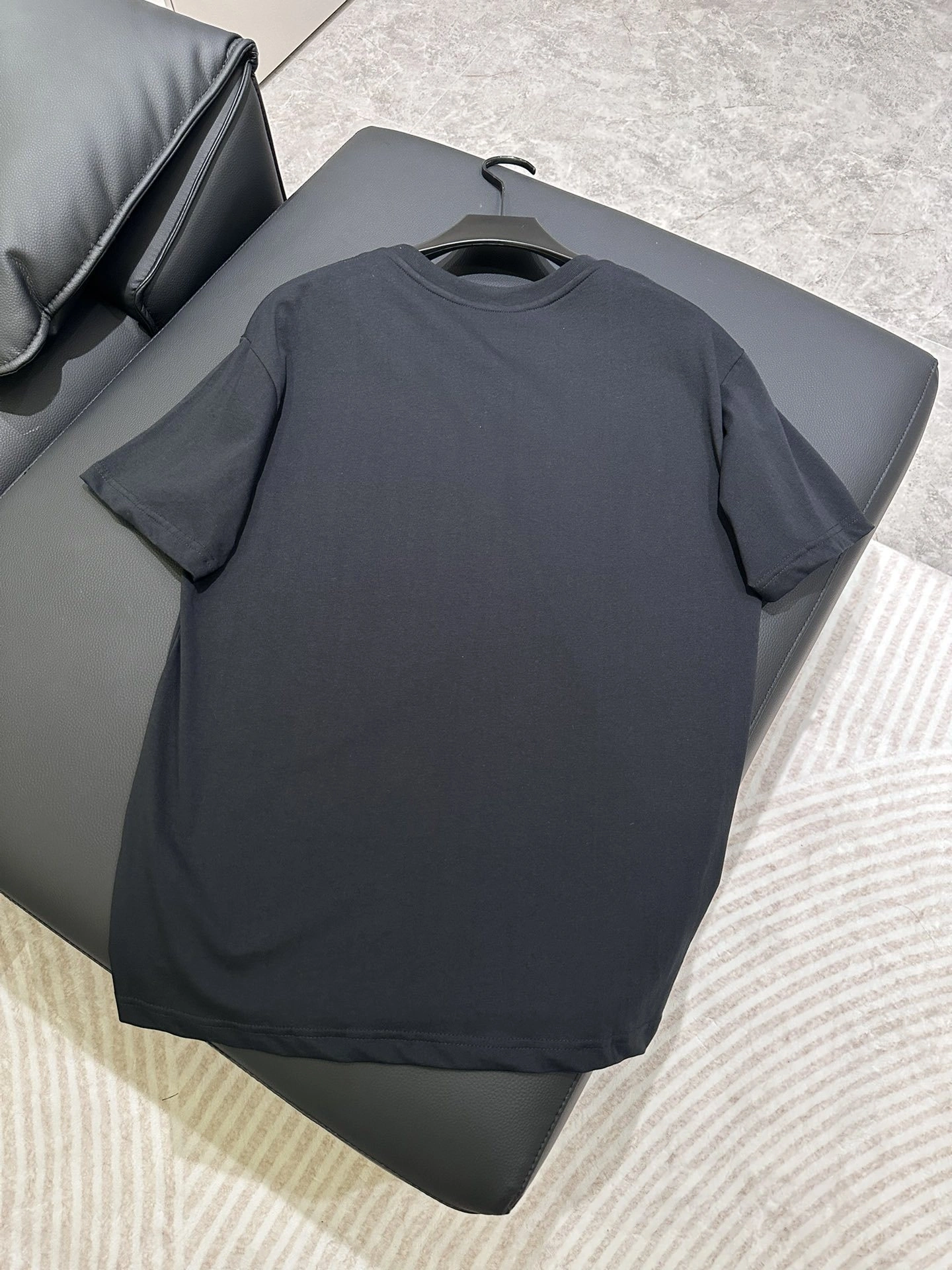 air-- 358i95 item:D-F000G3199T