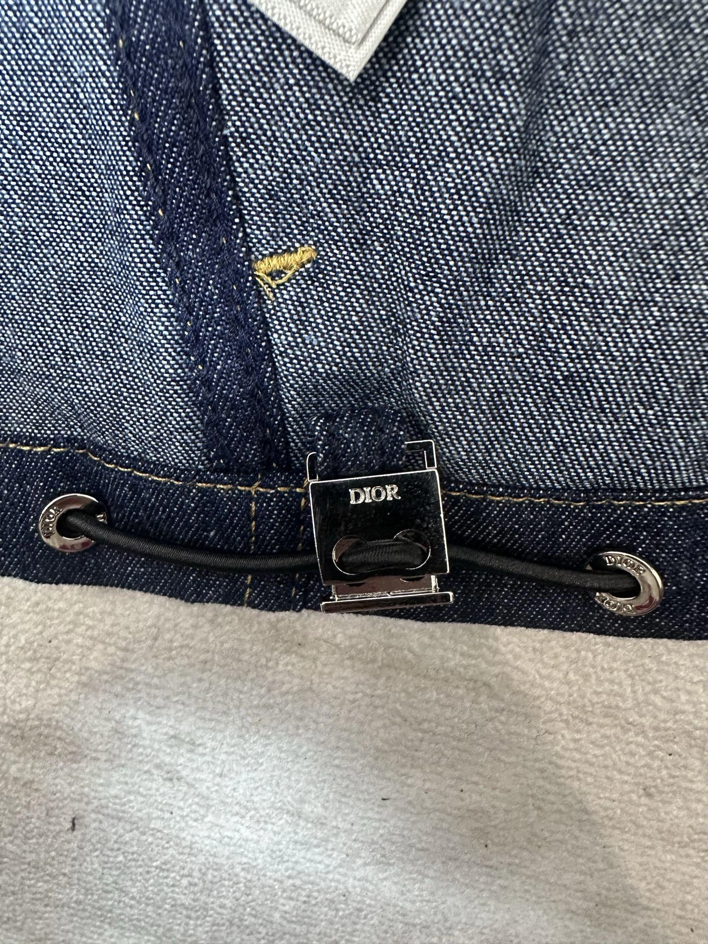 air-- 4ior embroidery item: E-F431I2901