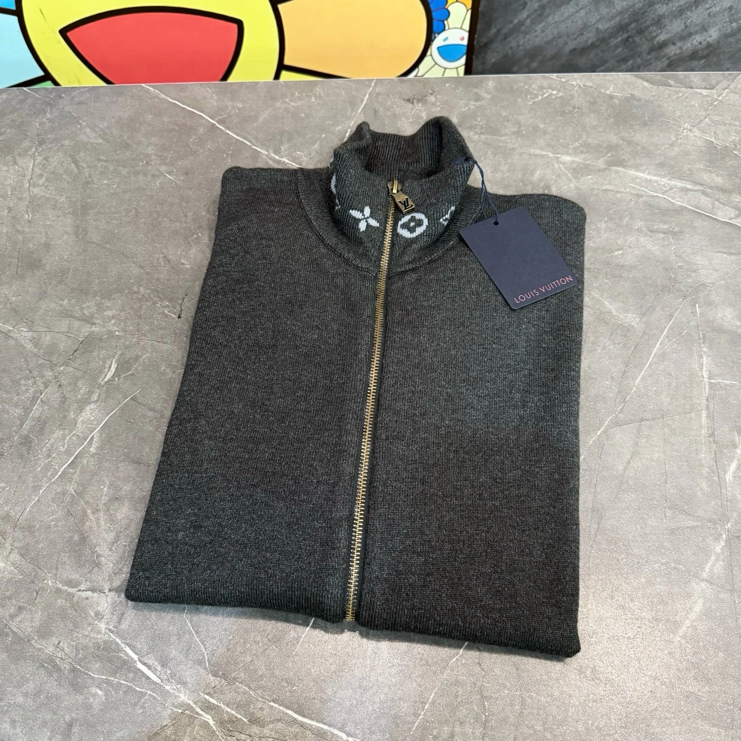 air-- 8V wool oversize item: E-F190J0522H