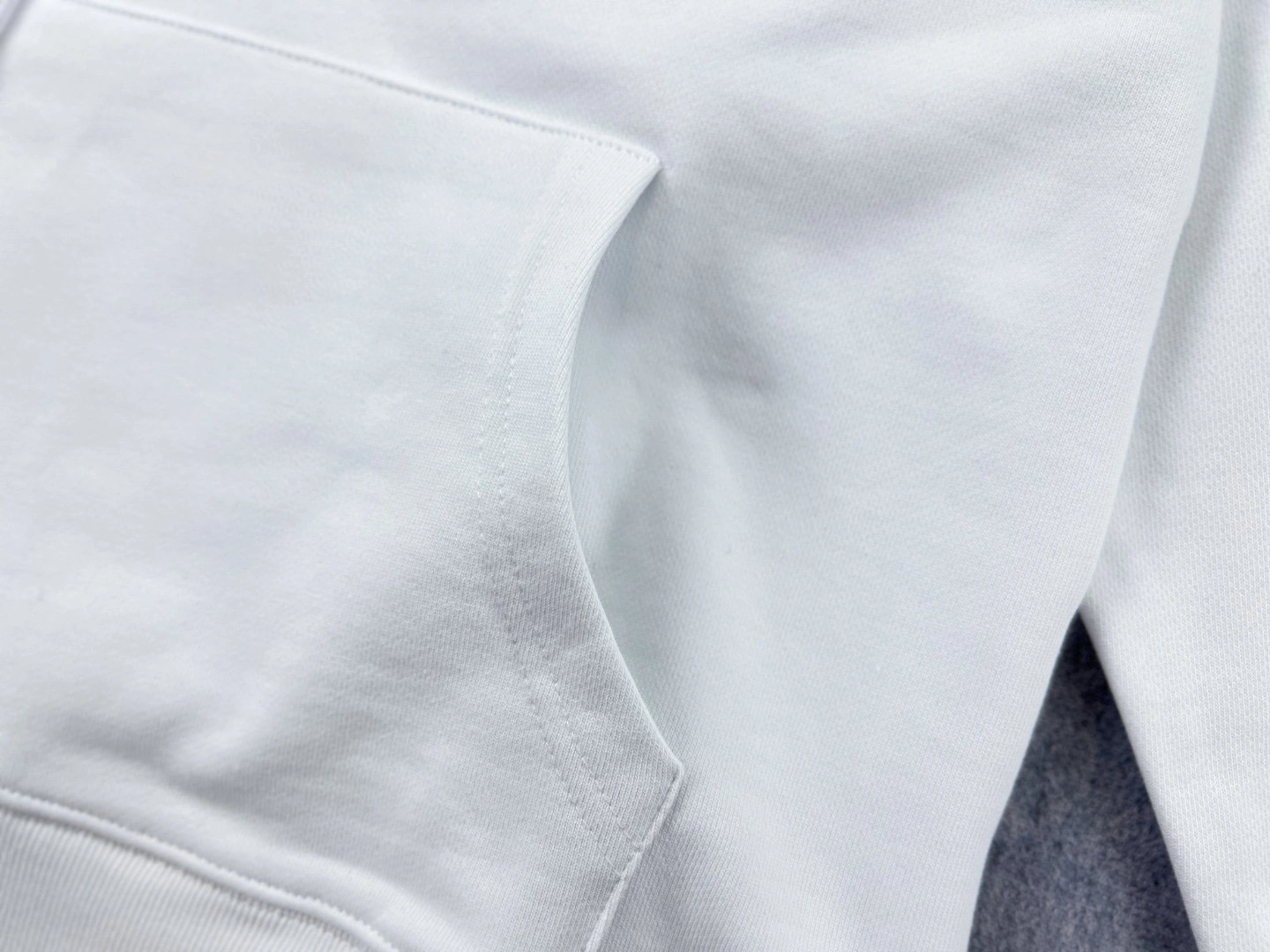 !&&&air- 2022 2Colour item:B-F210K2002-2