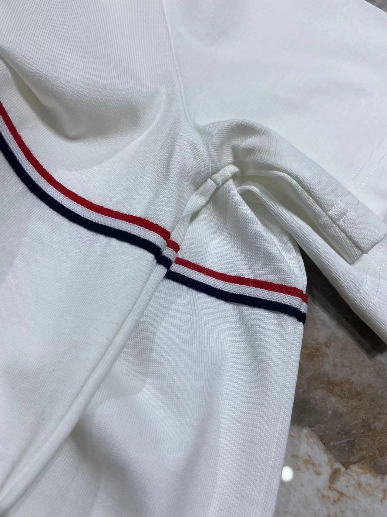 air- 2row95 2Colour item:D-F140G2435-2