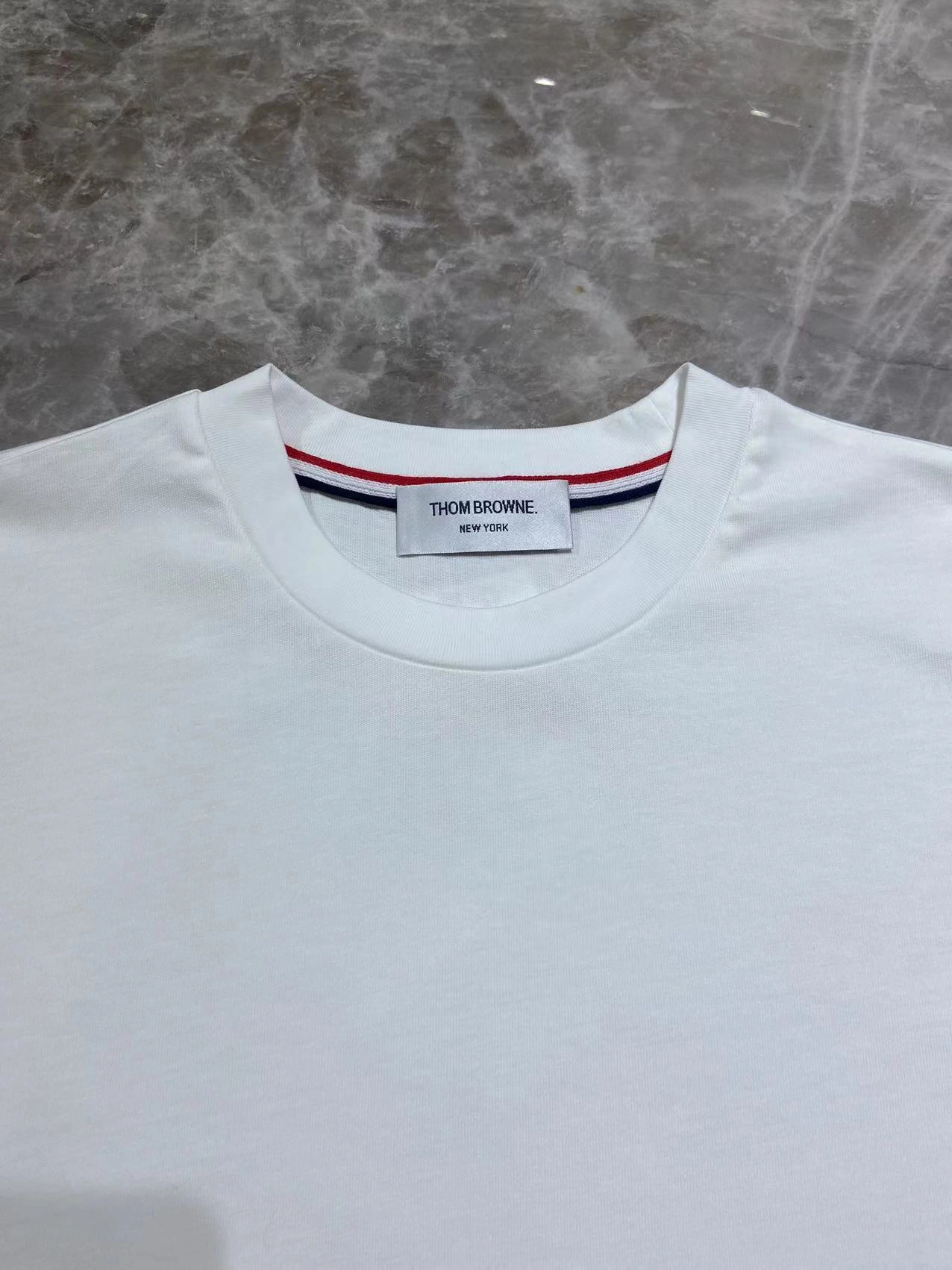 air- 2row95 2Colour item:D-F140G2435-2