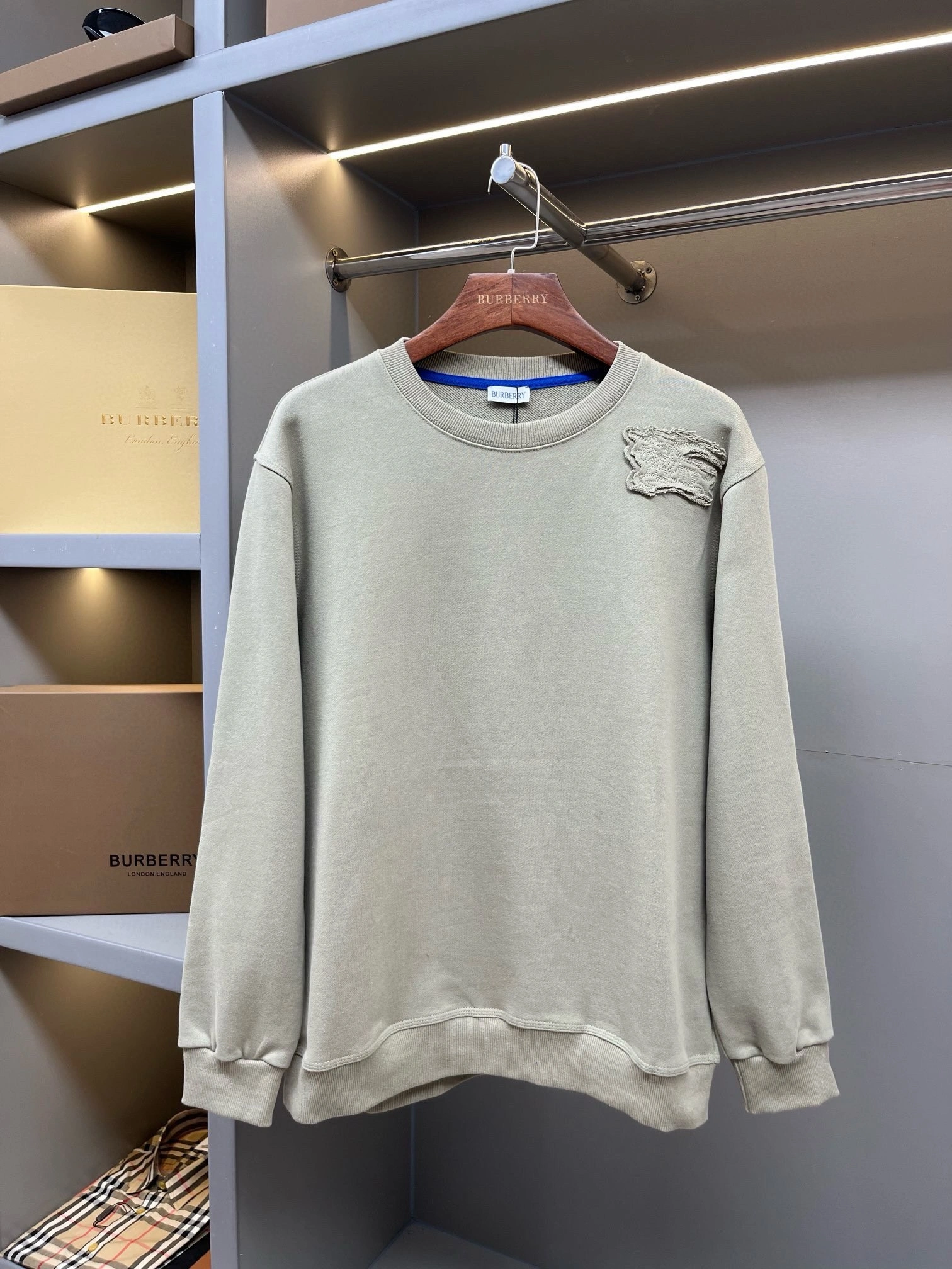air- 2ur25rry embroidery oversized 6Colour item:D-F431H1531-6