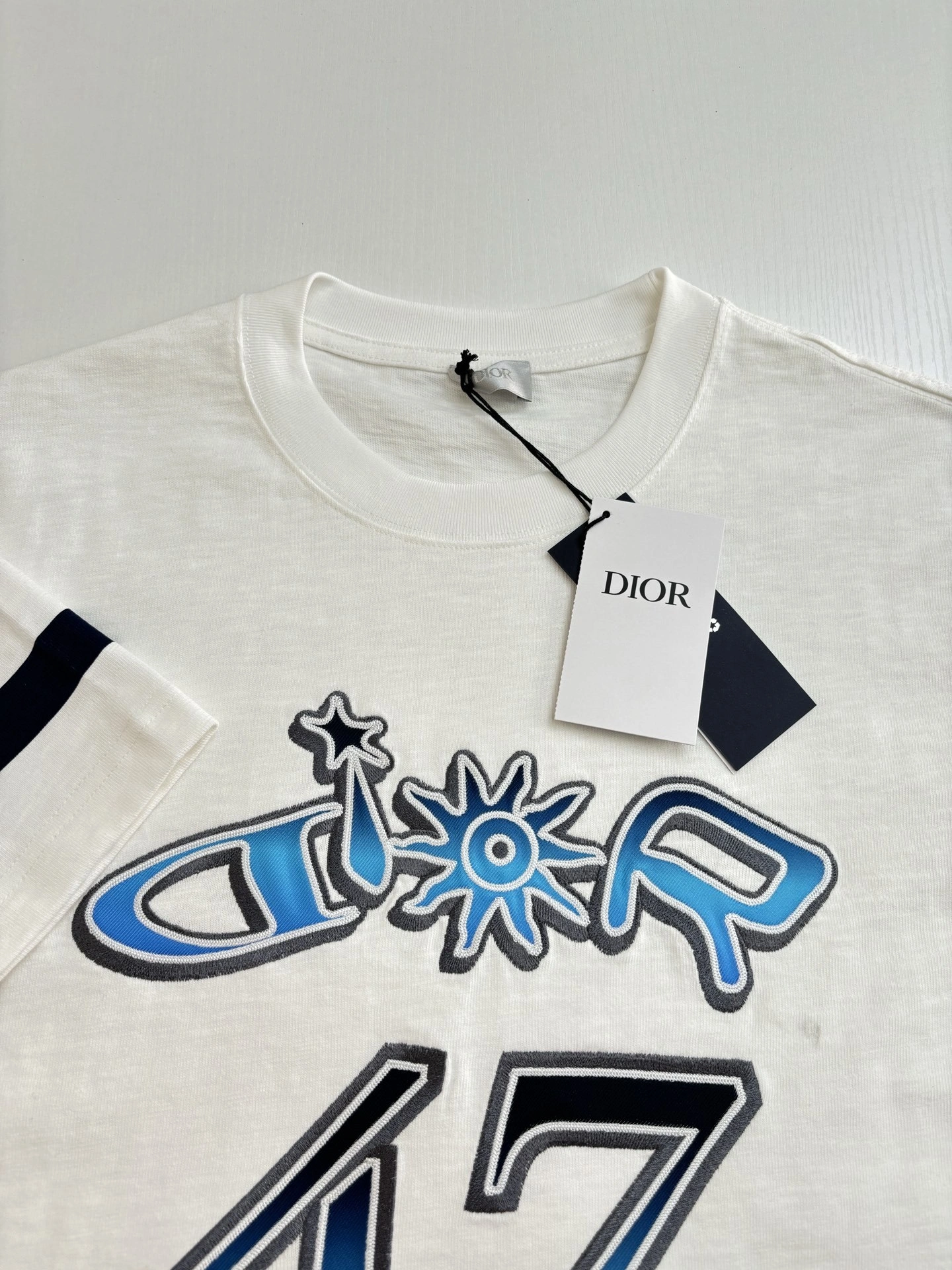 air- 4ior embroidery oversized 2Colour item:E-F363G1025-2