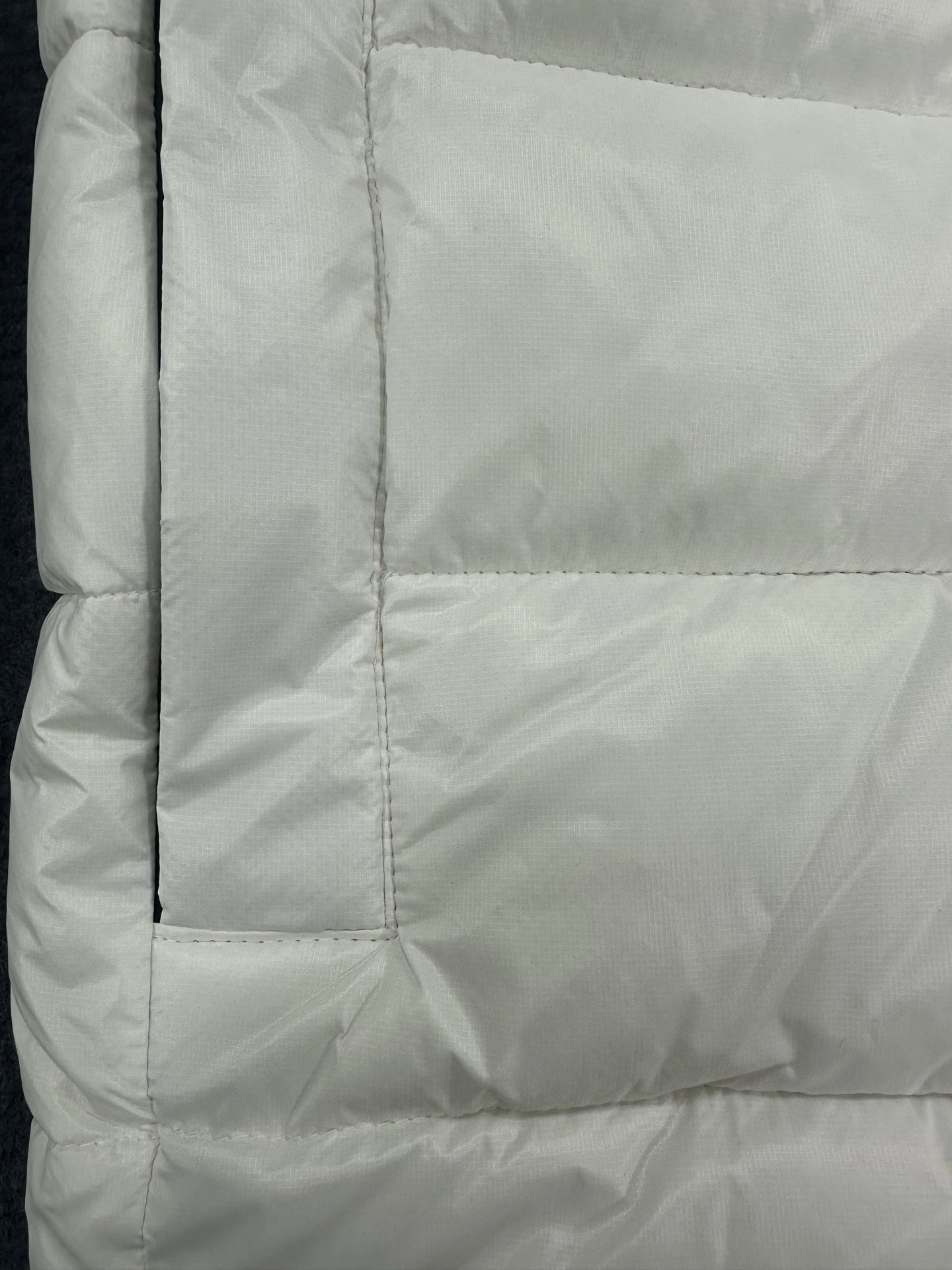 air- 6oos5 Down jacket 2colour item:E-F125H2247-2