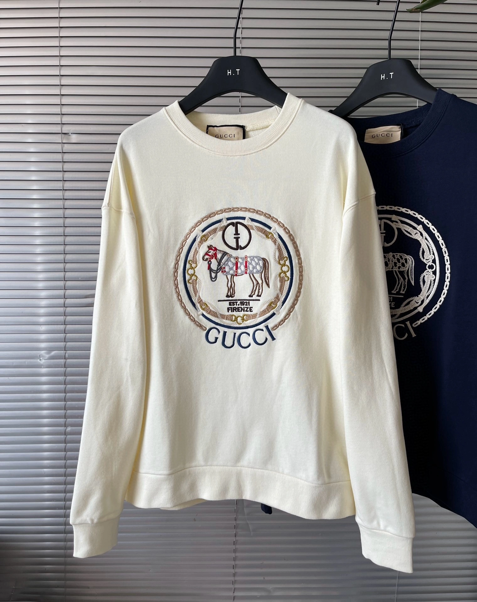 air- 6u33i embroidery oversized 2Colour item:D-F110I0219-2