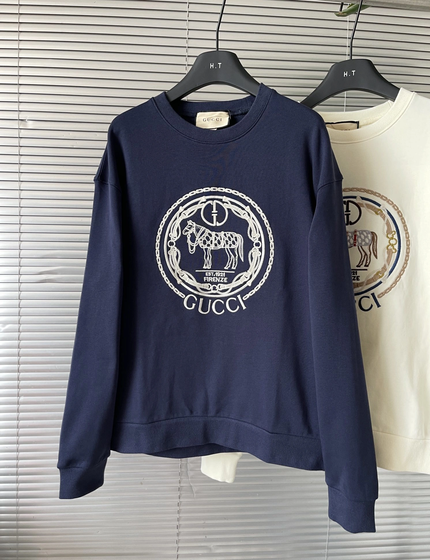 air- 6u33i embroidery oversized 2Colour item:D-F110I0219-2
