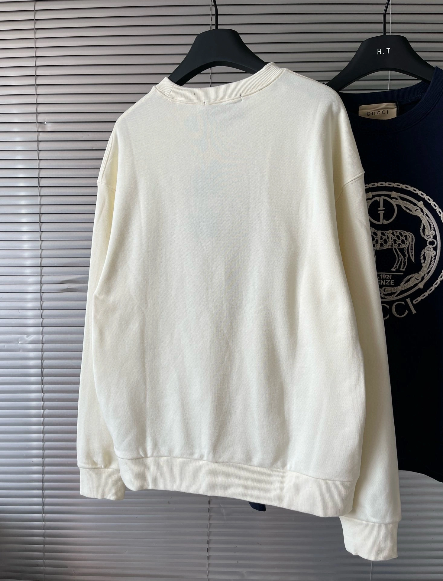 air- 6u33i embroidery oversized 2Colour item:D-F110I0219-2