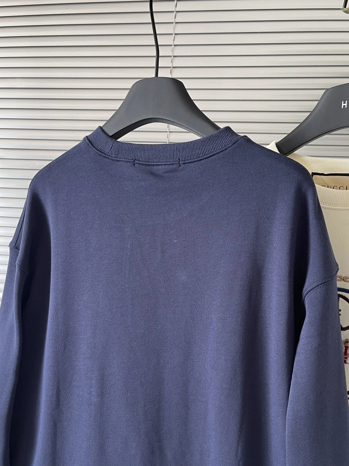 air- 6u33i embroidery oversized 2Colour item:D-F110I0219-2