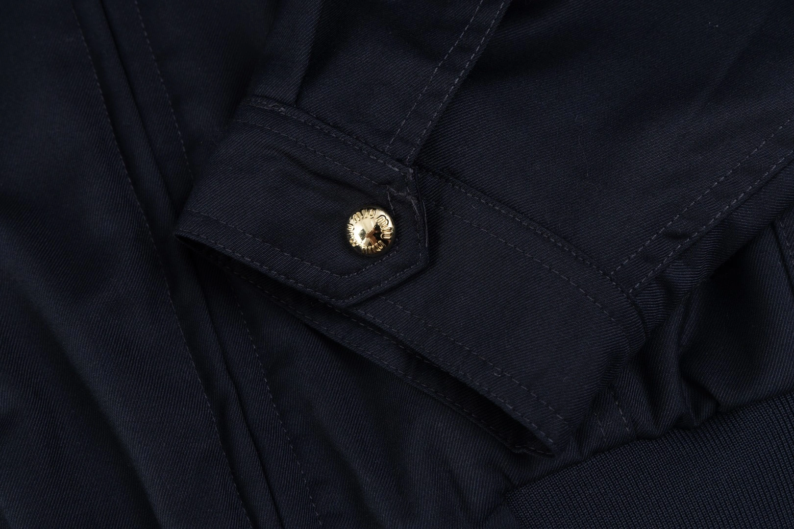 air- 7iu7iu wool item:E-F000H2610