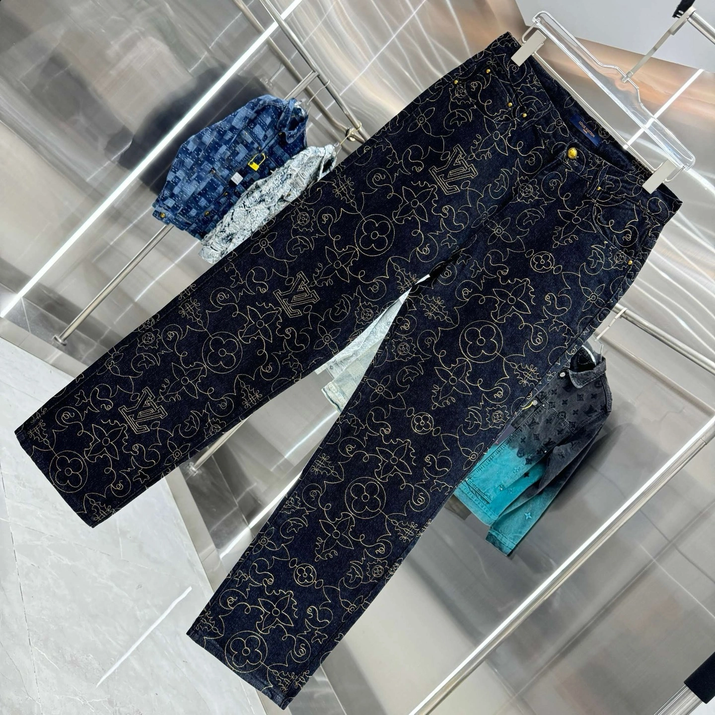 air- 8V embroidery item:E-F431I2117