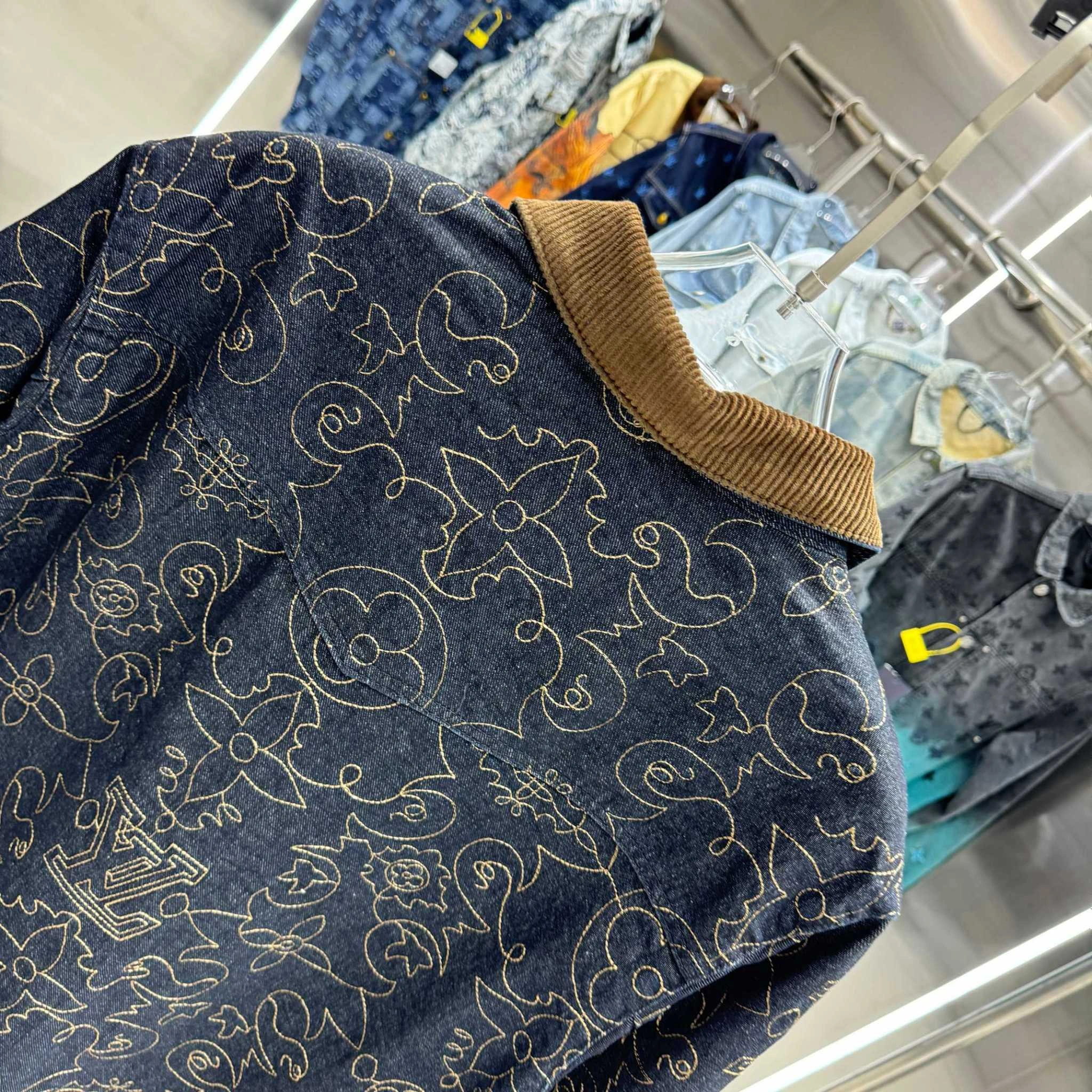 air- 8V embroidery item:E-F431I2117