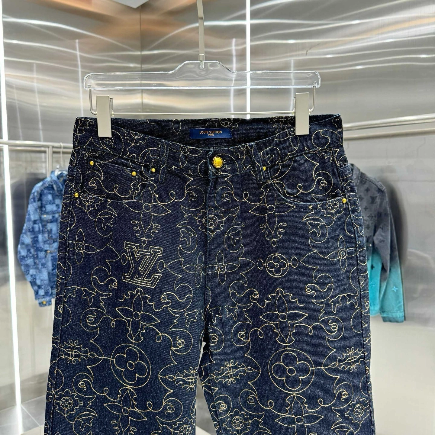 air- 8V embroidery item:E-F431I2117